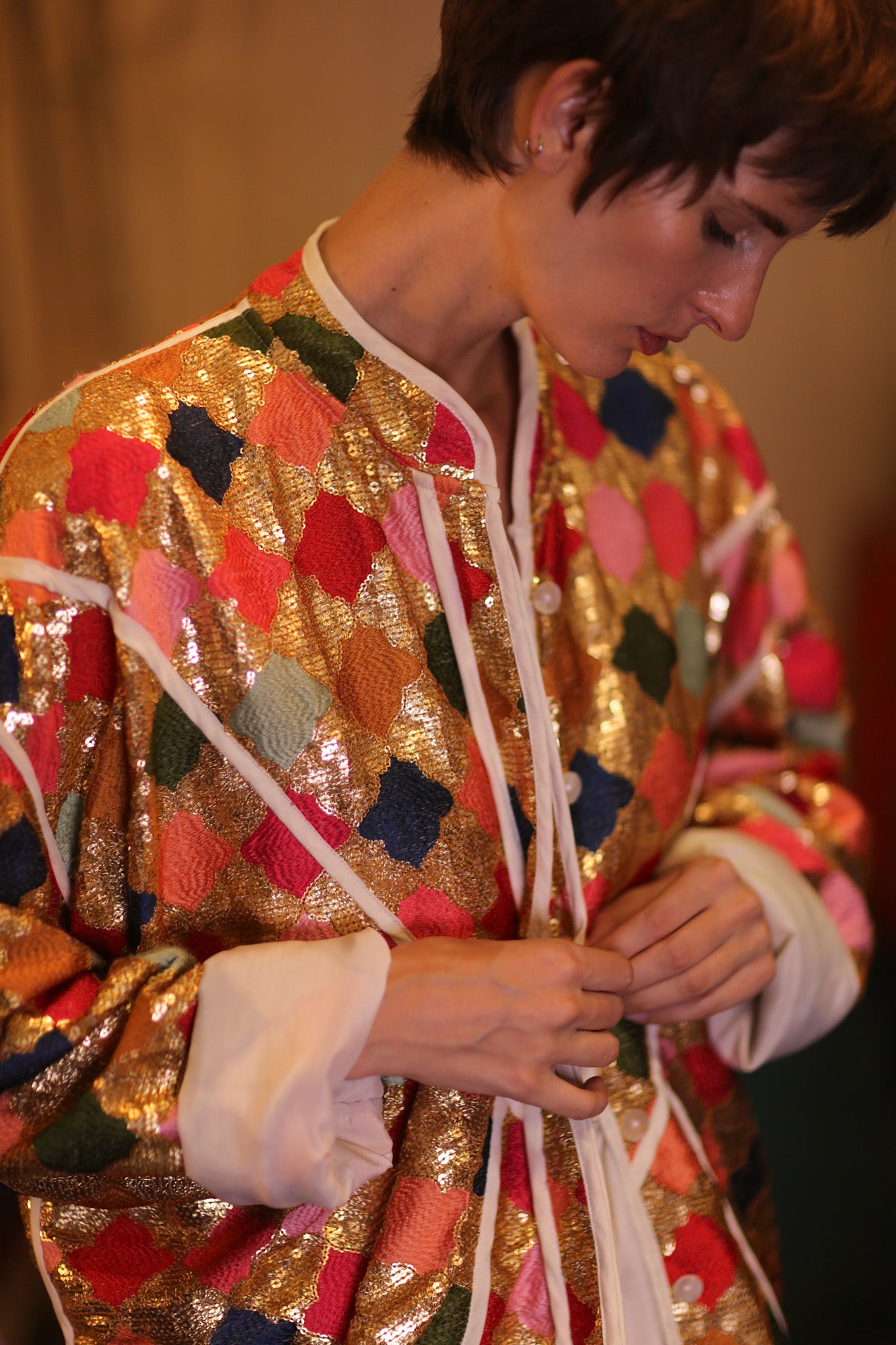 EMBROIDERED SILK JACKET ROYALE
