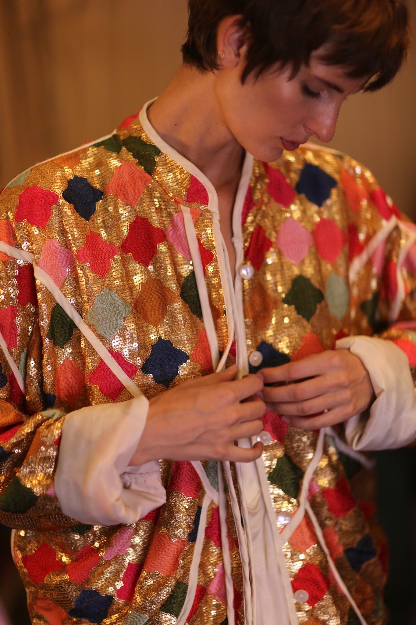 EMBROIDERED SILK JACKET ROYALE