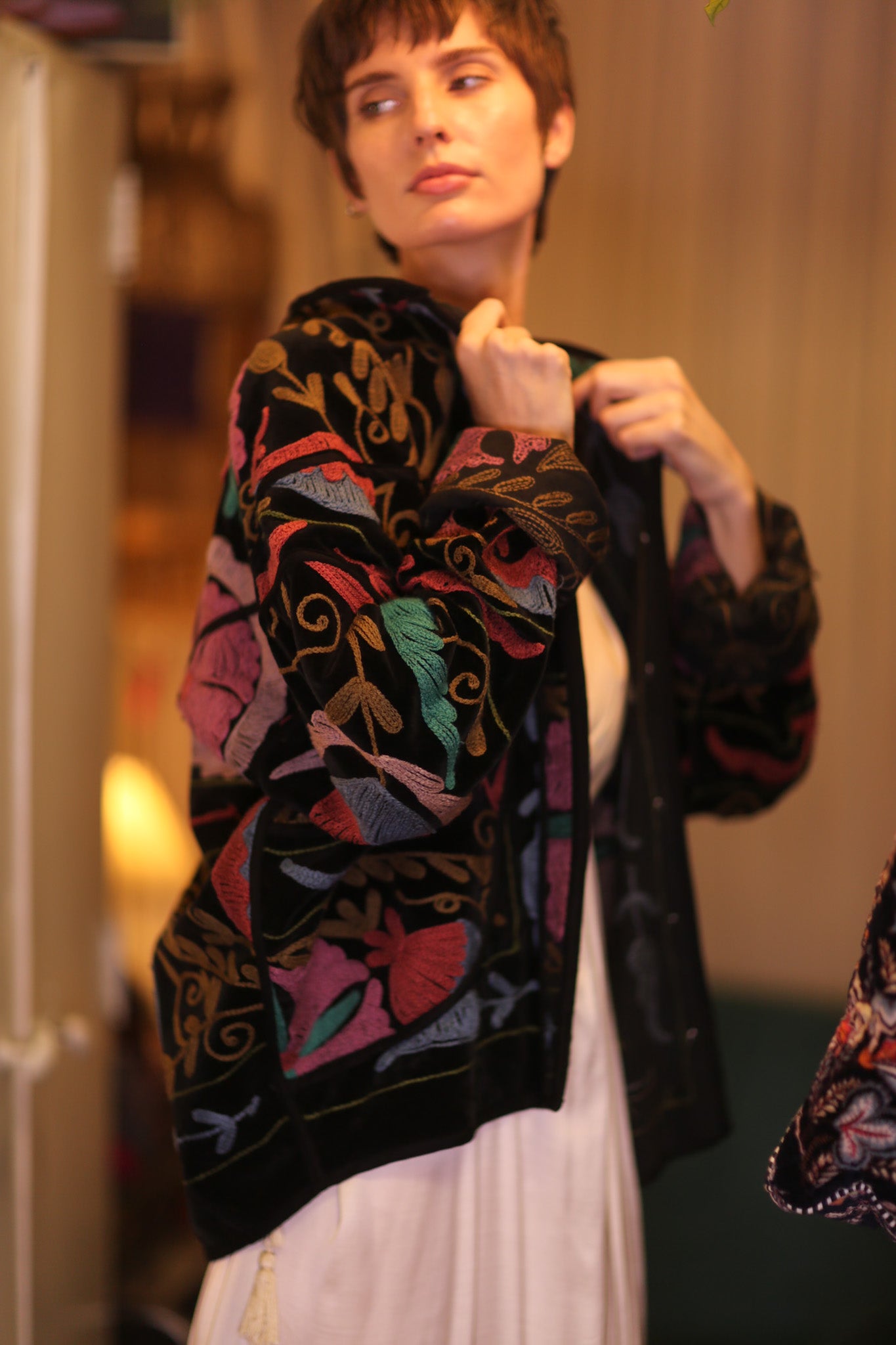EMBROIDERED VELVET JACKET VIVID