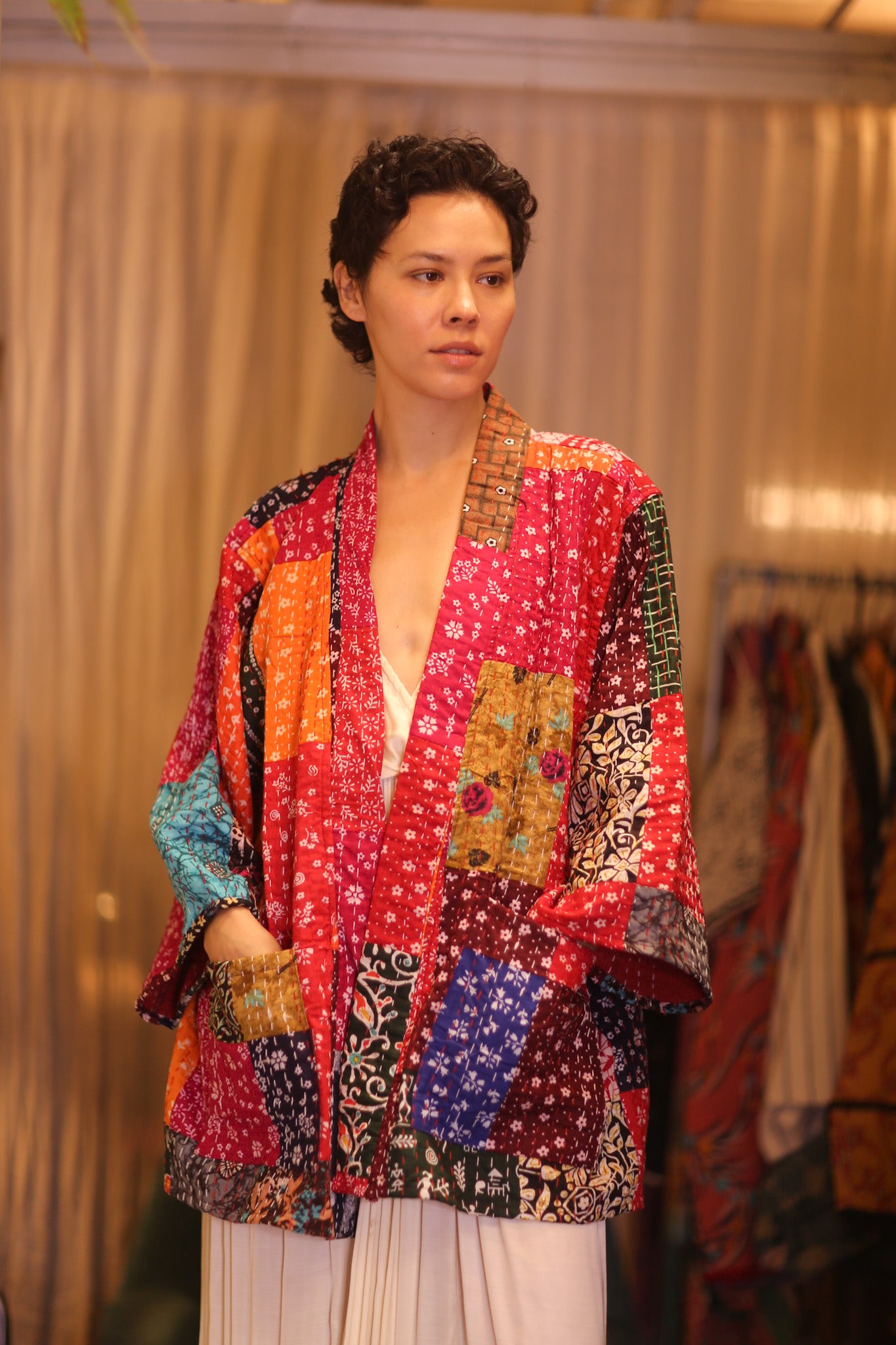 PATCHWORK PATTERN KANTHA SHORT KIMONO DARHAN