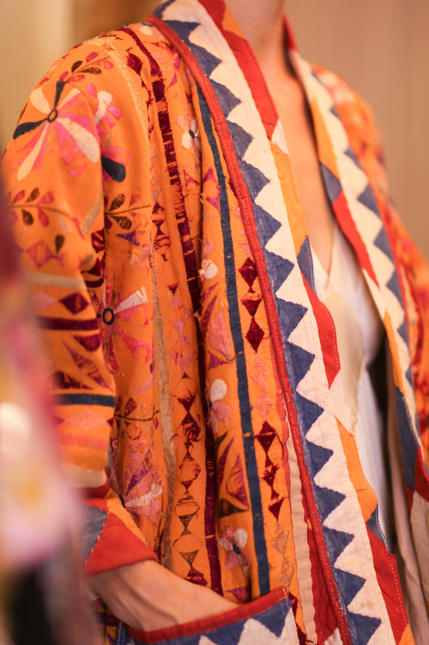 HALF KIMONO EMBROIDRED JACKET LORISA