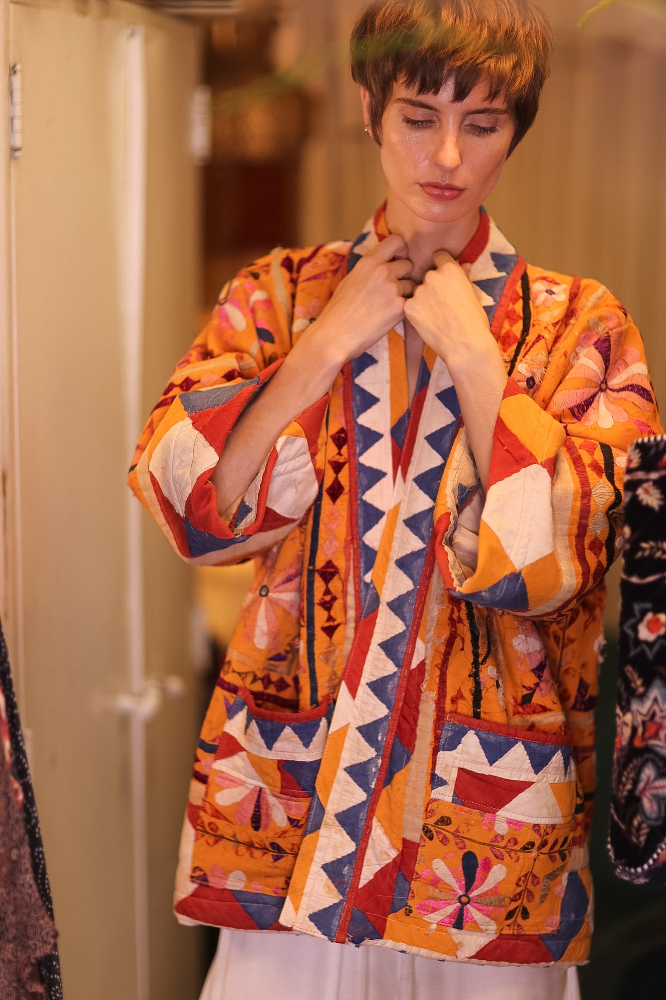 HALF KIMONO EMBROIDRED JACKET LORISA