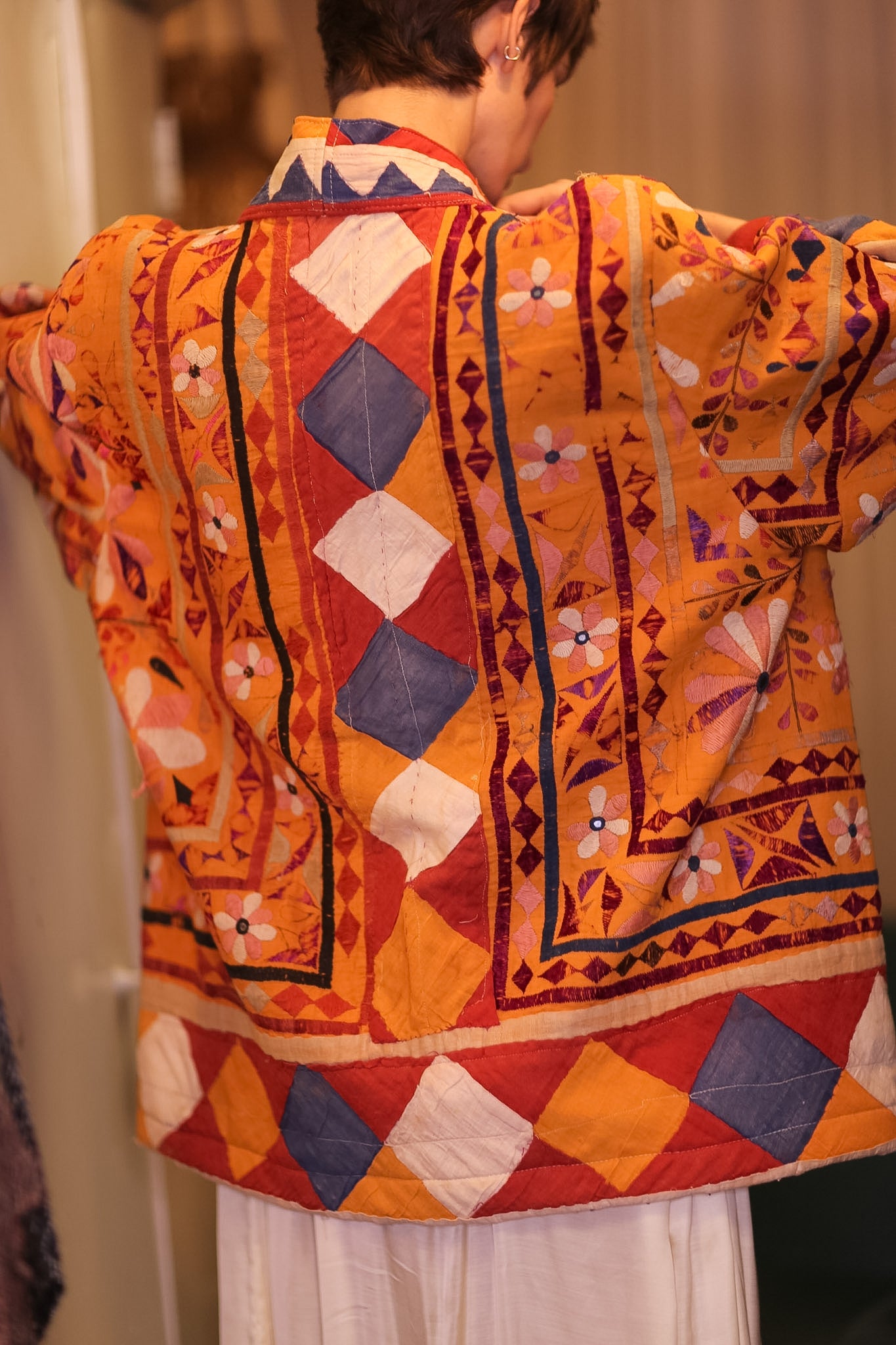 HALF KIMONO EMBROIDRED JACKET LORISA