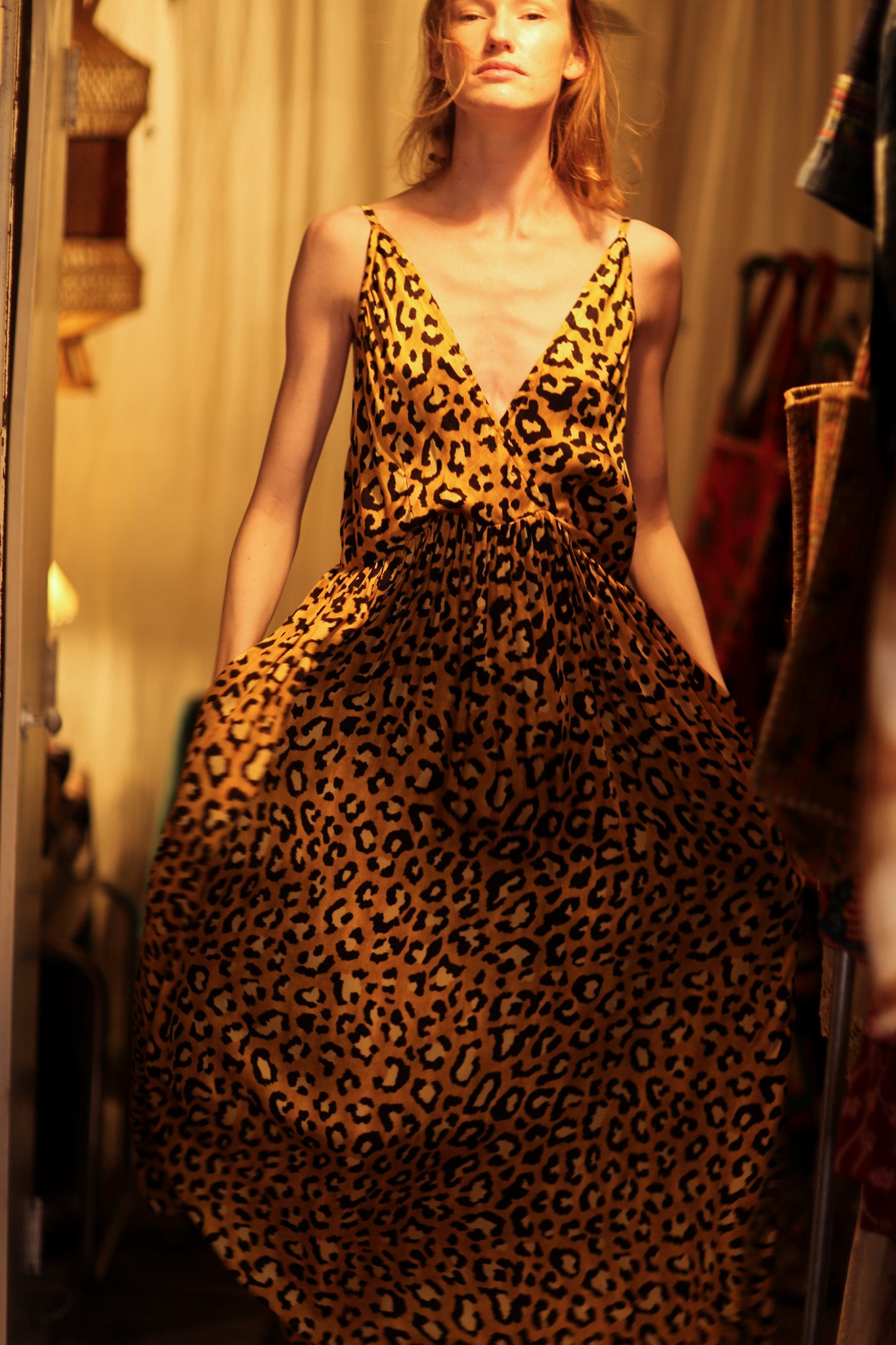 SILK DRESS LILY LEO PRINT DARK
