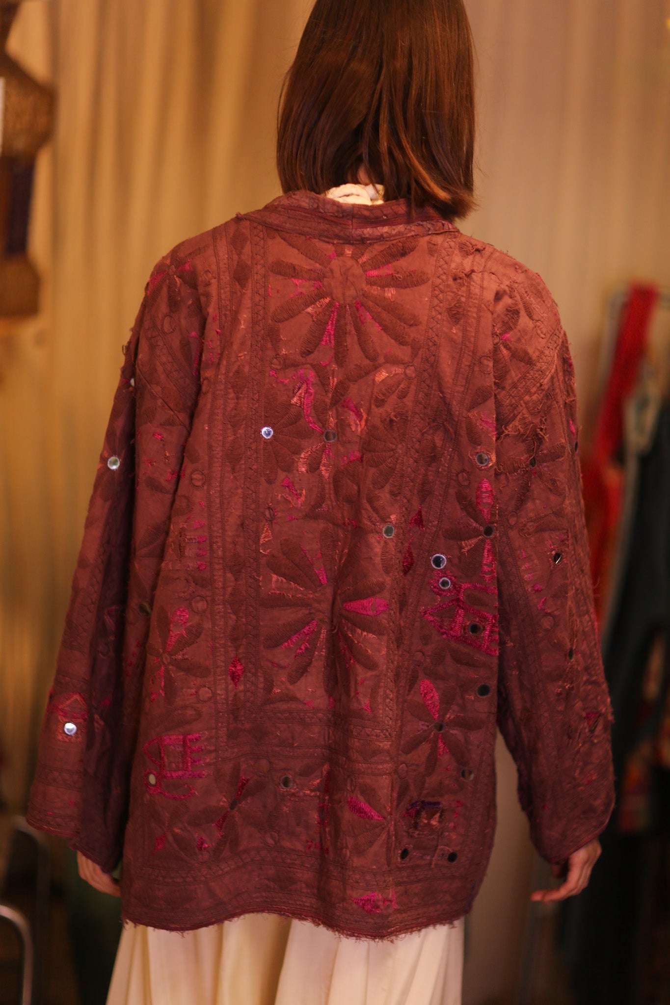 VINTAGE ANTIQUE FABRIC SHORT KIMONO PADAMYA