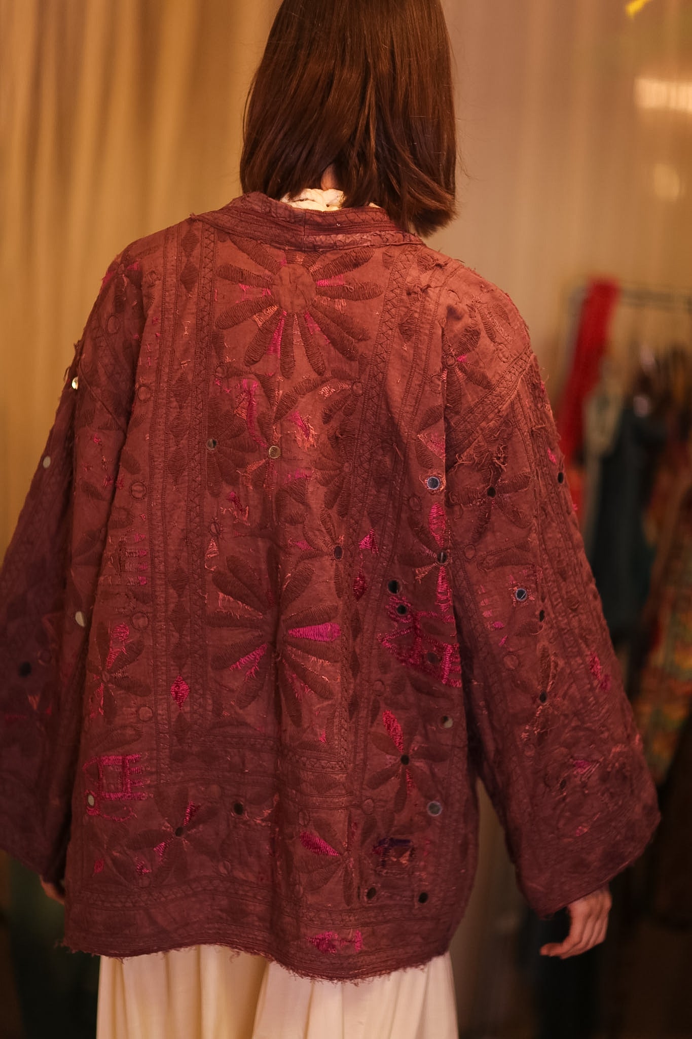 VINTAGE ANTIQUE FABRIC SHORT KIMONO PADAMYA