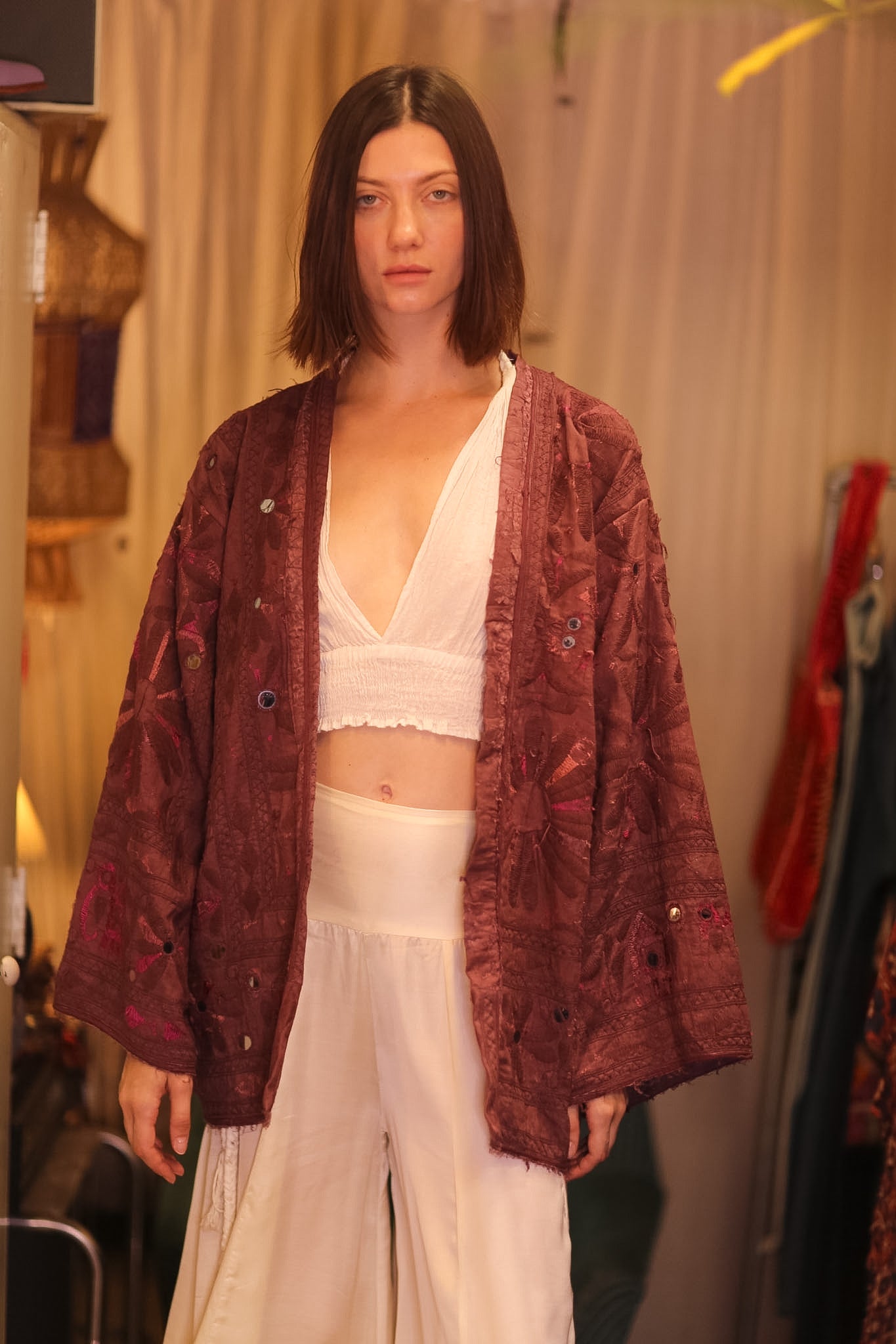 VINTAGE ANTIQUE FABRIC SHORT KIMONO PADAMYA