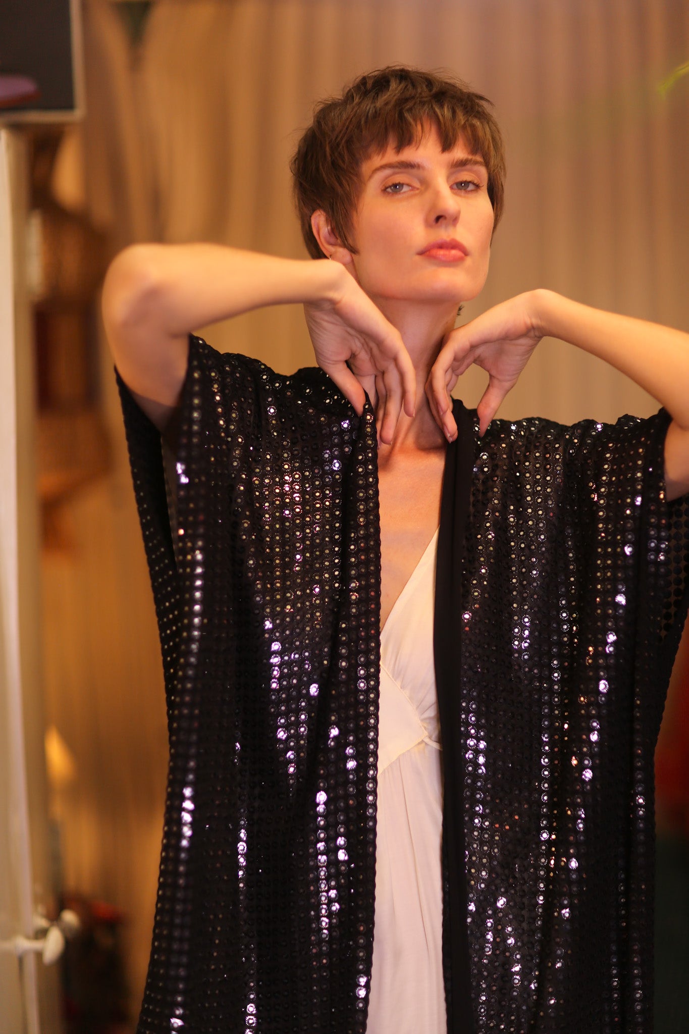 BlLACK GLASS SEQUIN LONG KIMONO