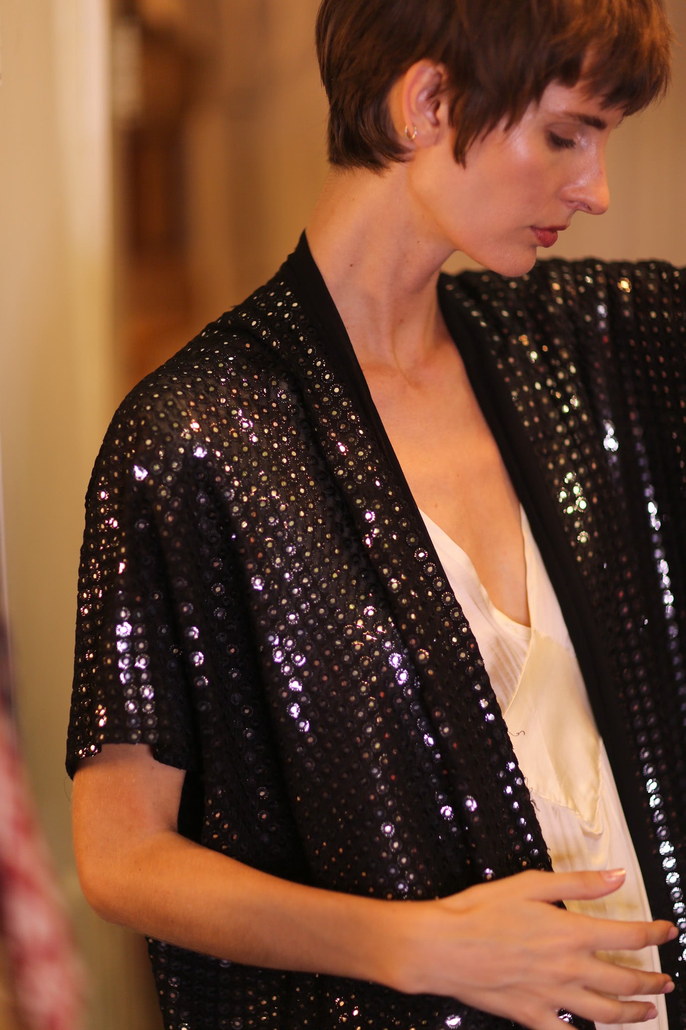BlLACK GLASS SEQUIN LONG KIMONO