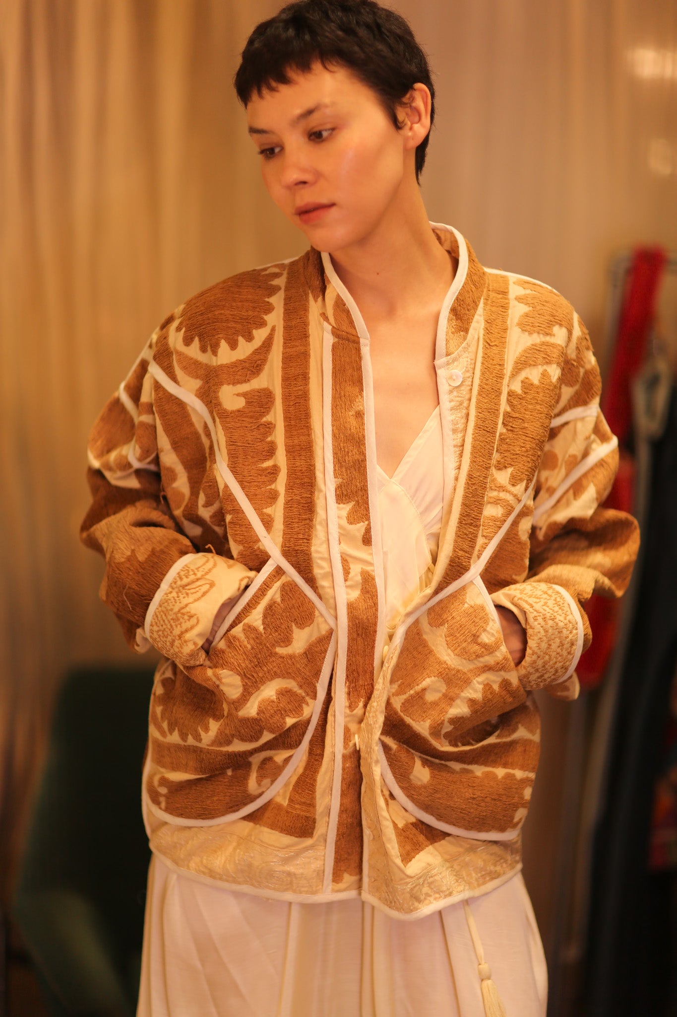 EMBROIDERED SUZANI JACKET PDIN