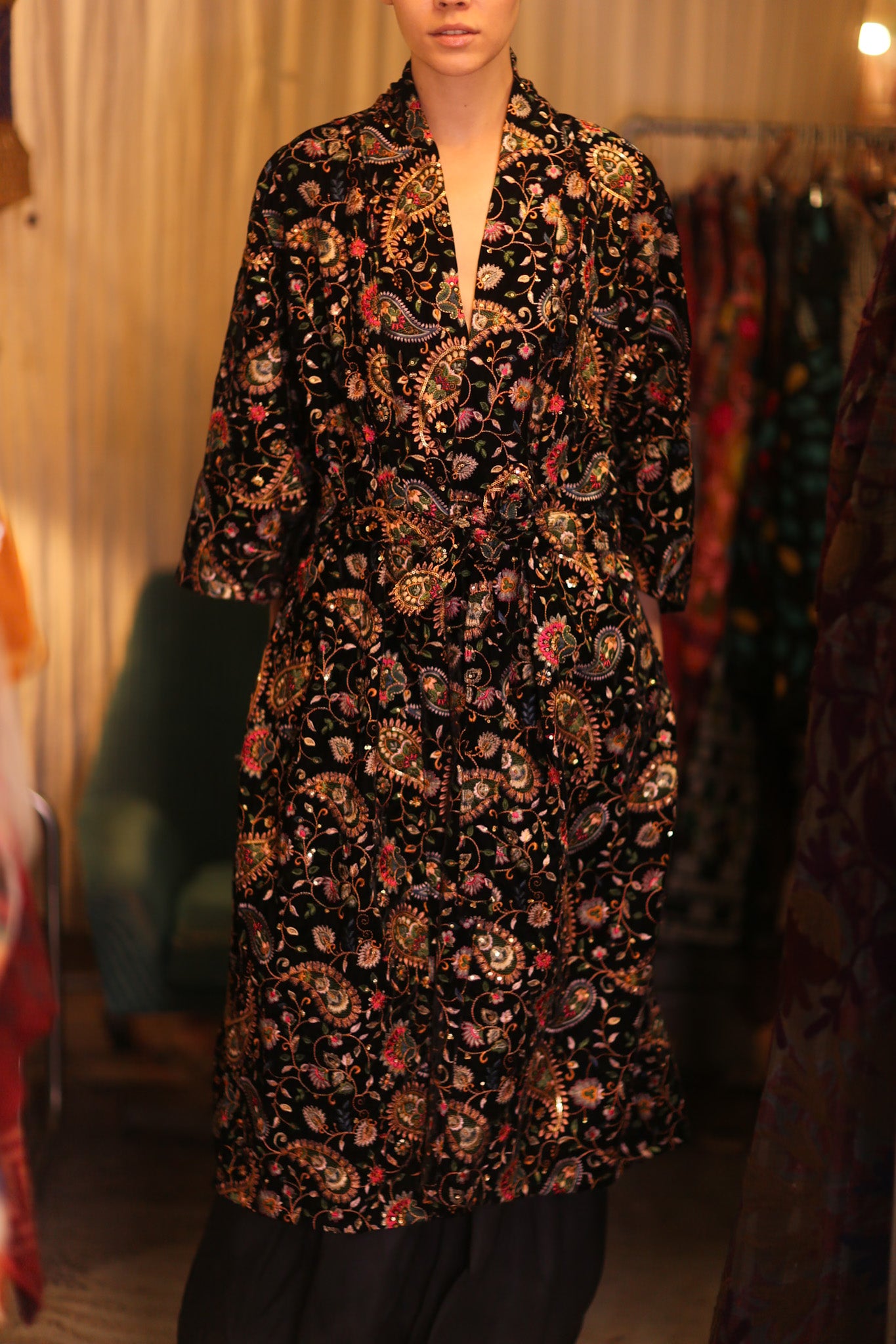 VELVET EMBROIDERED KIMONO SANNY