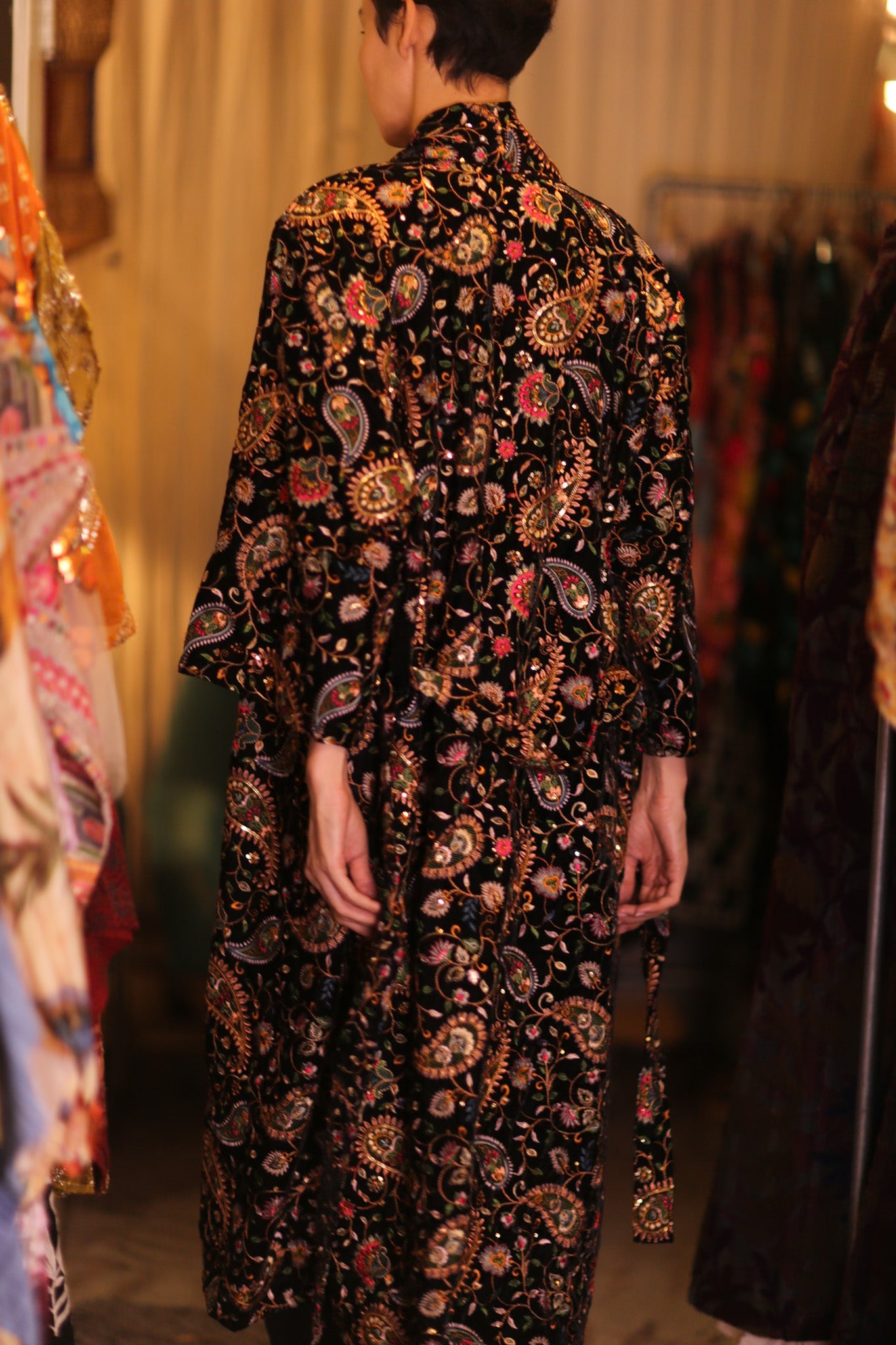 VELVET EMBROIDERED KIMONO SANNY