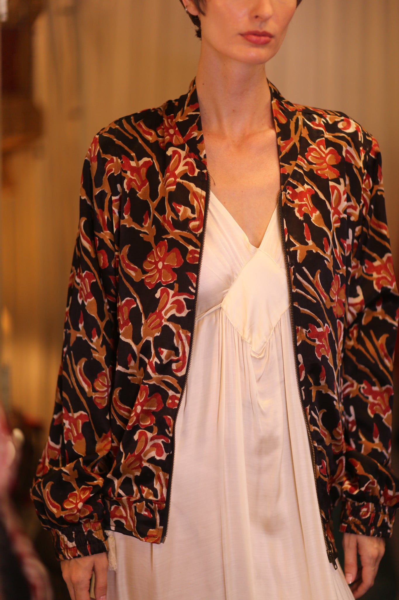 SILK BOMBER JACKET ANCHA SCARLET