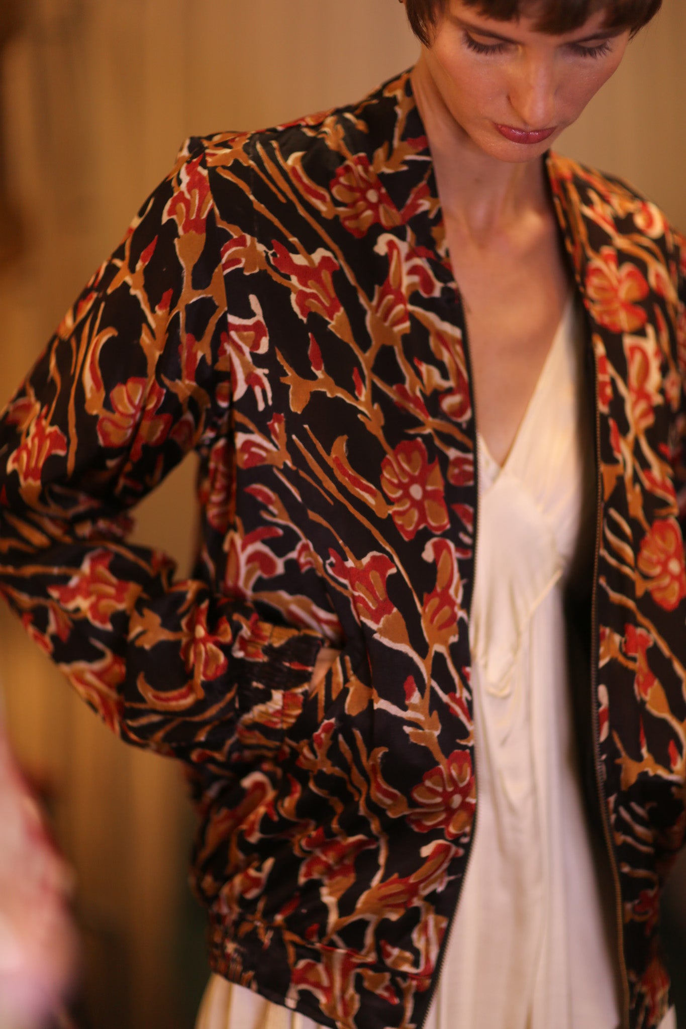 SILK BOMBER JACKET ANCHA SCARLET