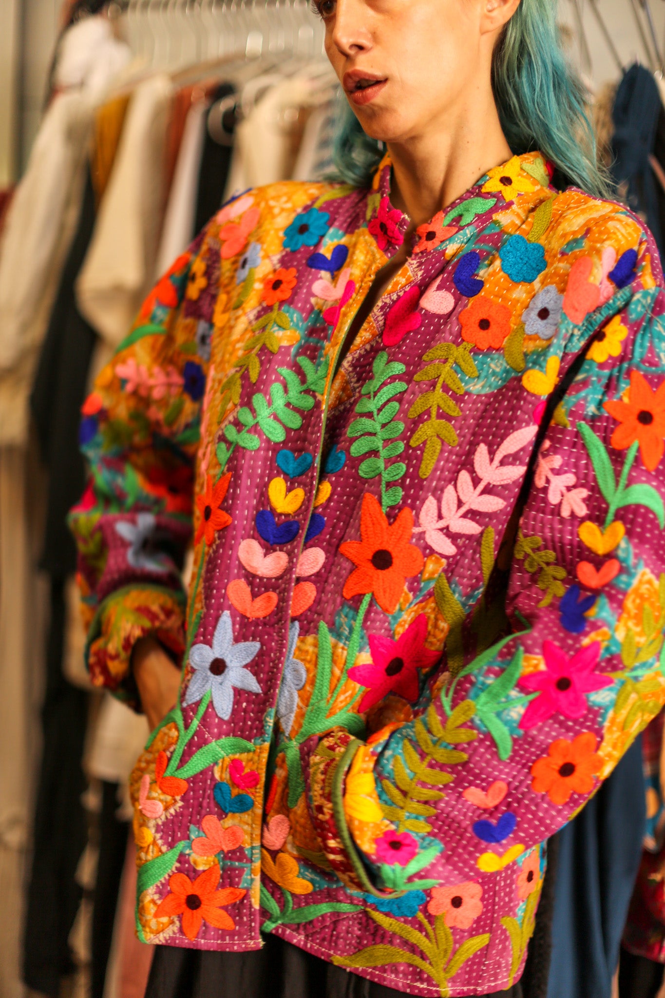 EMBROIDERED JACKET HOSIA