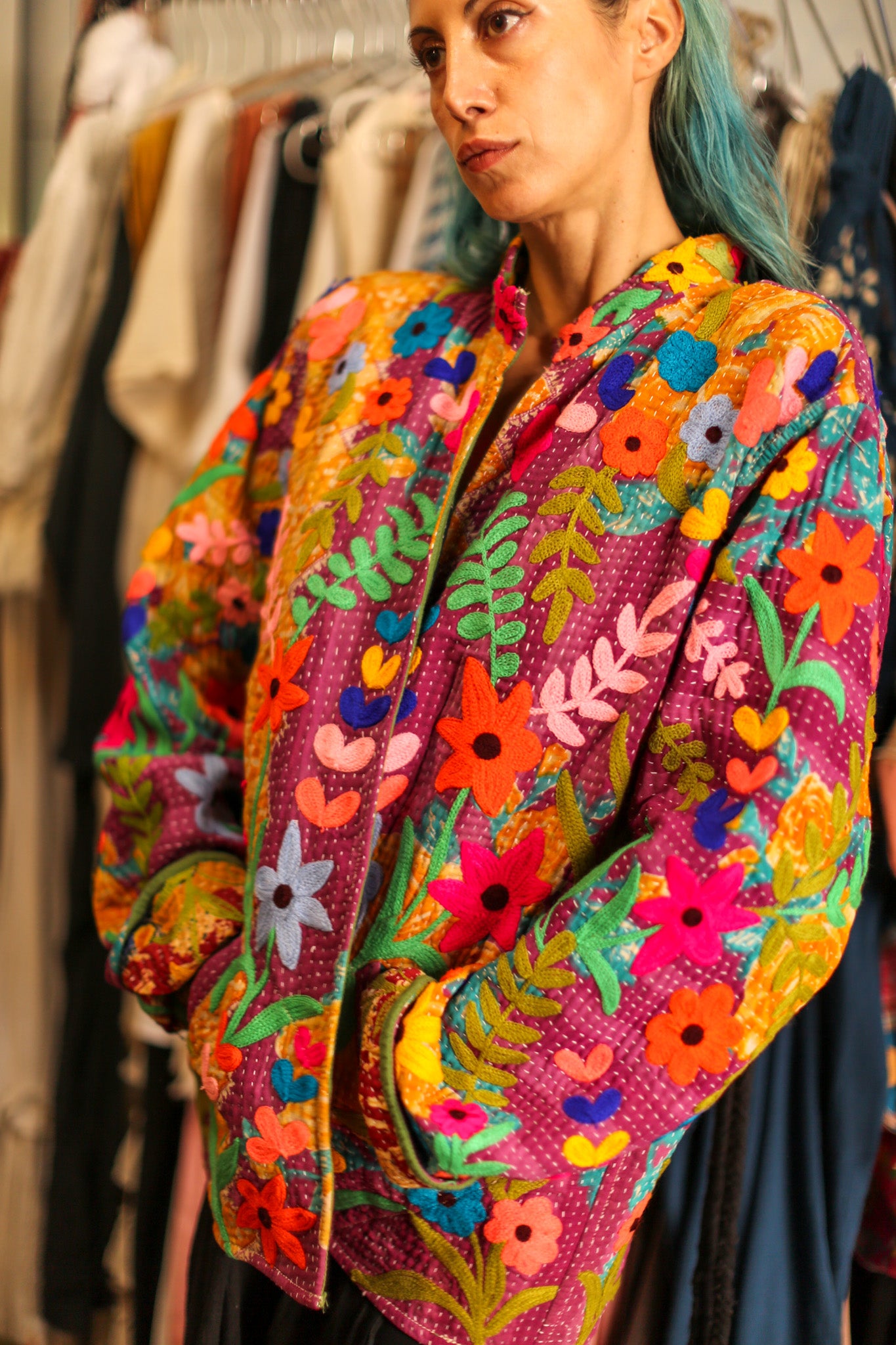 EMBROIDERED JACKET HOSIA
