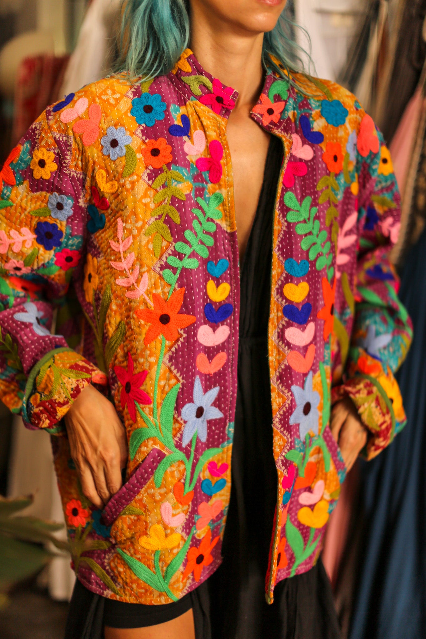 EMBROIDERED JACKET HOSIA