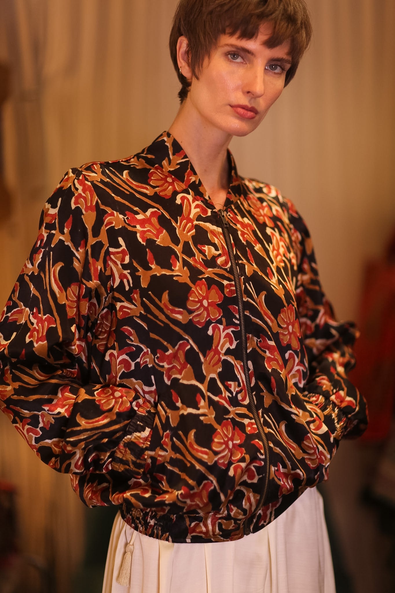 SILK BOMBER JACKET ANCHA SCARLET