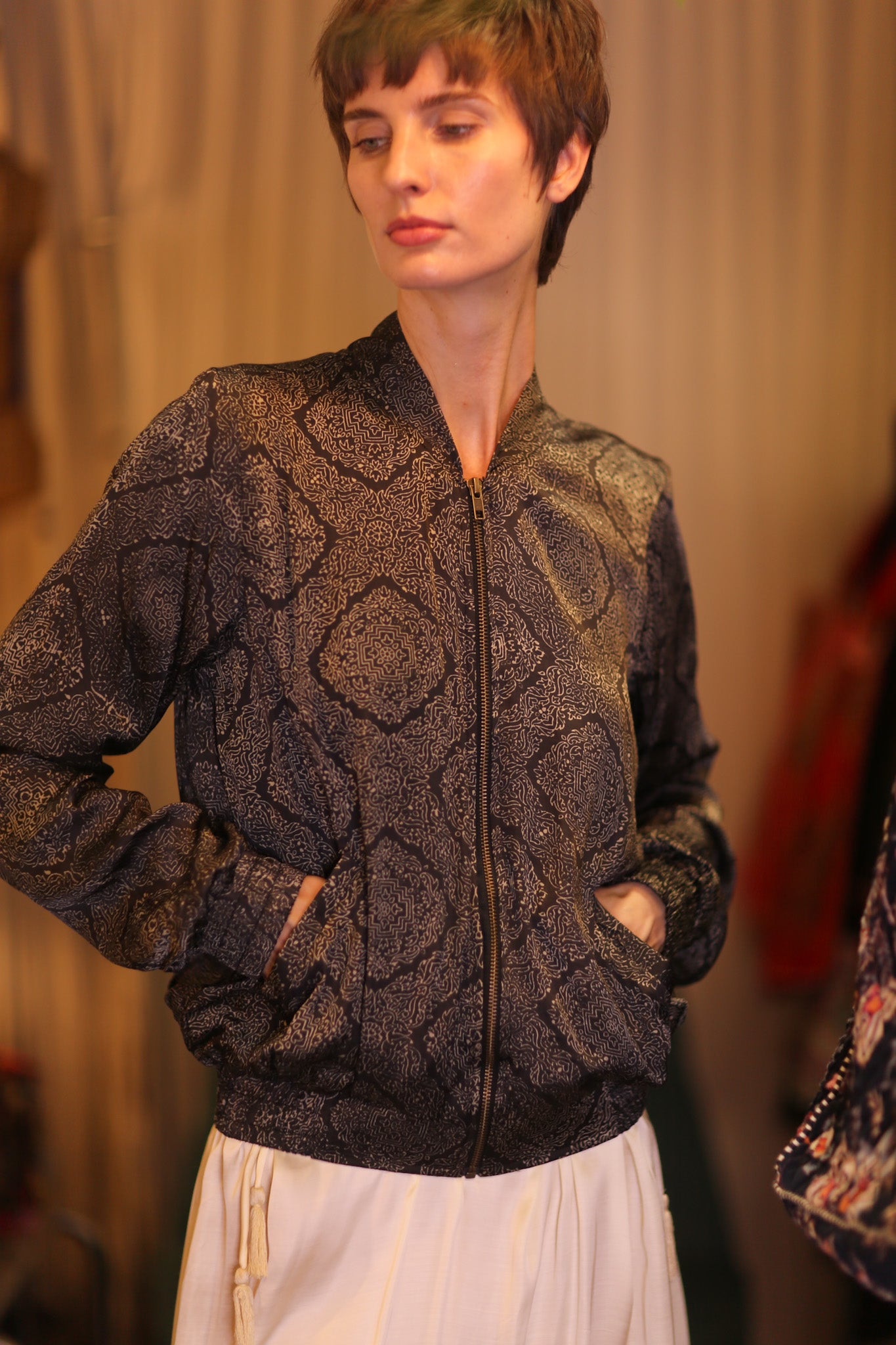 SILK BOMBER JACKET ANCHA KANON
