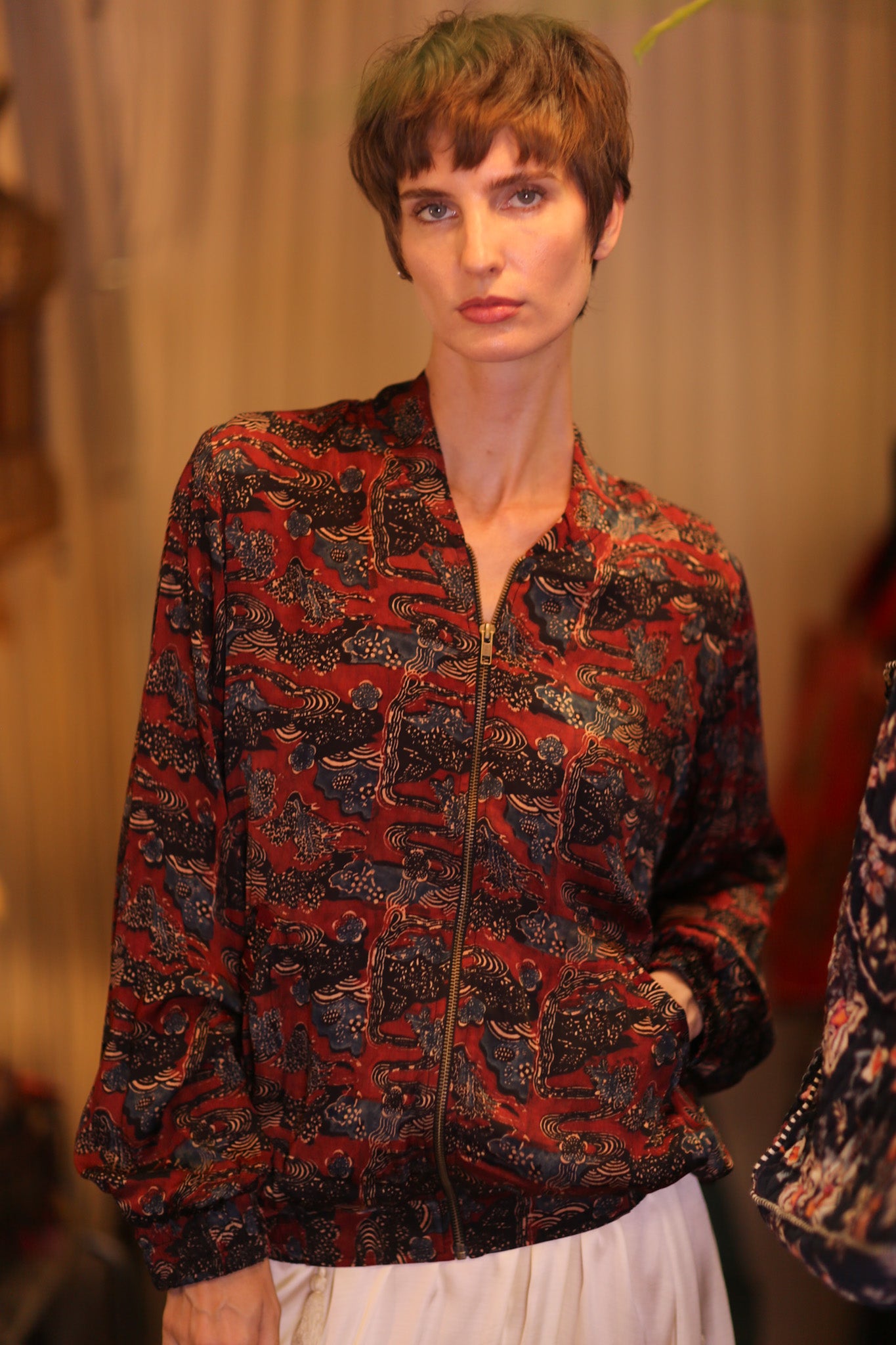 SILK BOMBER JACKET ANCHA RUBY