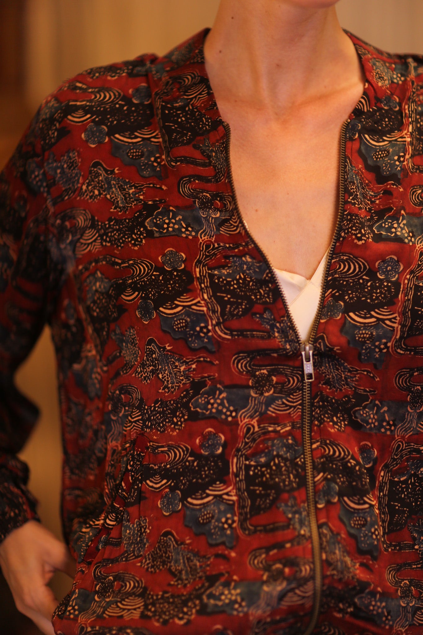 SILK BOMBER JACKET ANCHA RUBY