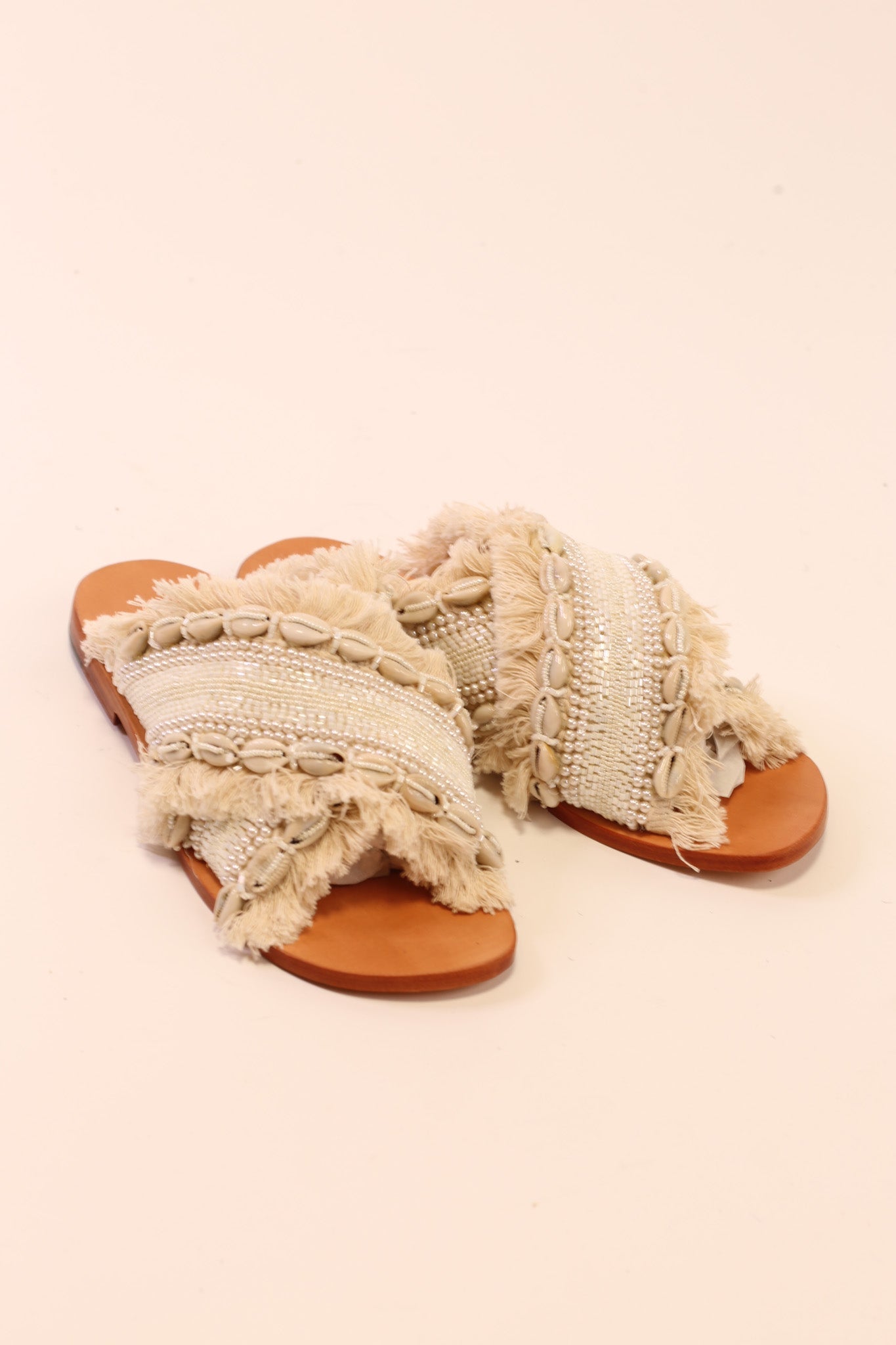 ARTISANS HANMADE LEATHER SANDALS - BANGKOK TAILOR CLOTHING STORE - HANDMADE CLOTHING