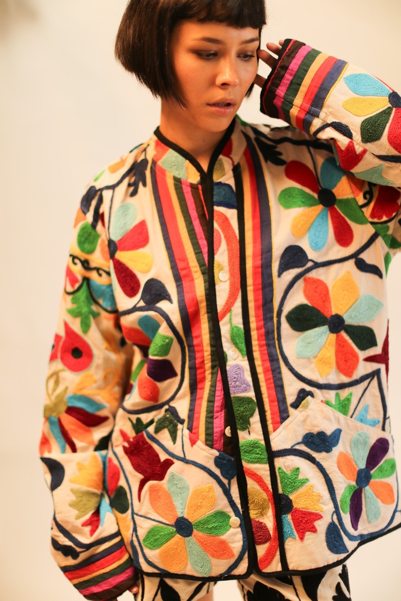 ARTISANS SUANZI JACKET LILAH - BANGKOK TAILOR CLOTHING STORE - HANDMADE CLOTHING