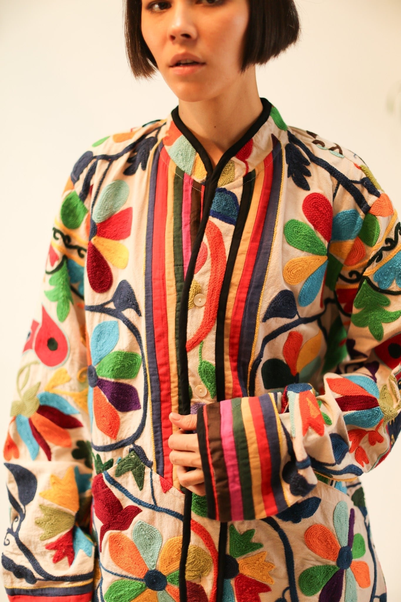 ARTISANS SUANZI JACKET LILAH - BANGKOK TAILOR CLOTHING STORE - HANDMADE CLOTHING