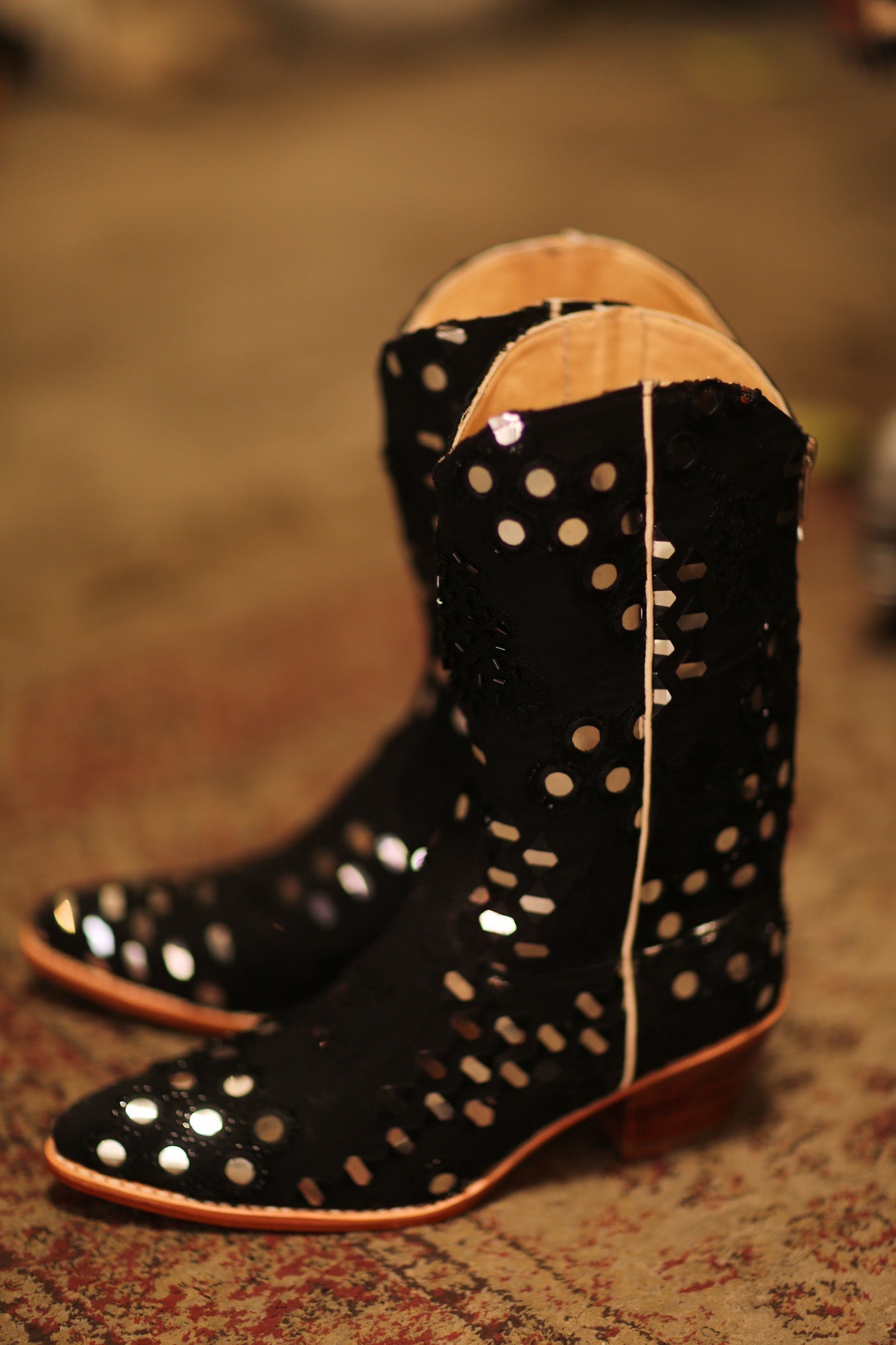 BLACK EMBELLISHED SILK WESTERN BOOTS LENNY - BANGKOK TAILOR CLOTHING STORE - HANDMADE CLOTHING