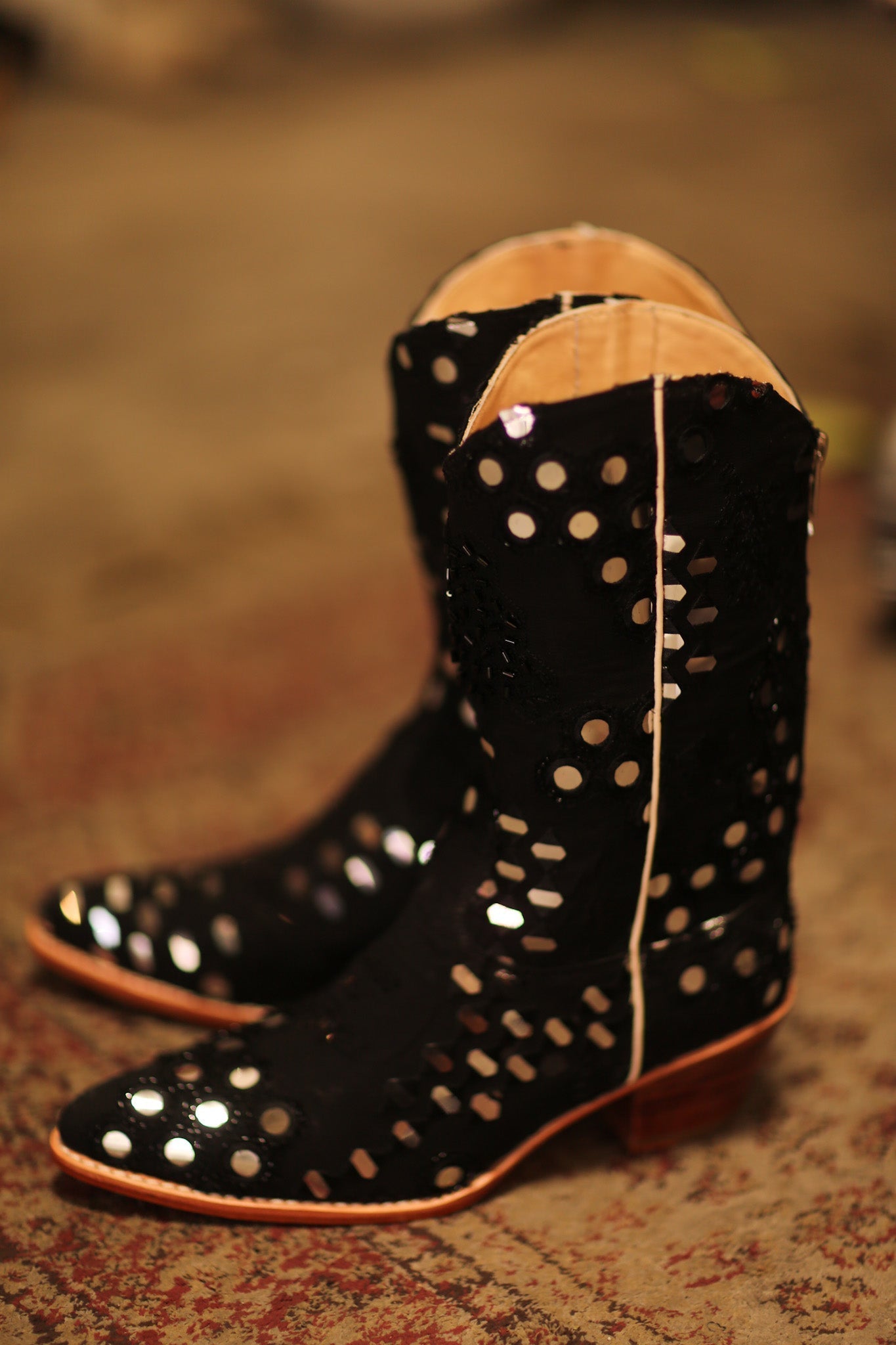 BLACK EMBELLISHED SILK WESTERN BOOTS LENNY - BANGKOK TAILOR CLOTHING STORE - HANDMADE CLOTHING