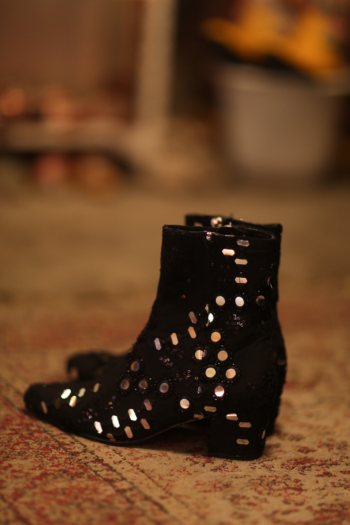BLACK EMBROIDERED BOOTS LENNY - BANGKOK TAILOR CLOTHING STORE - HANDMADE CLOTHING