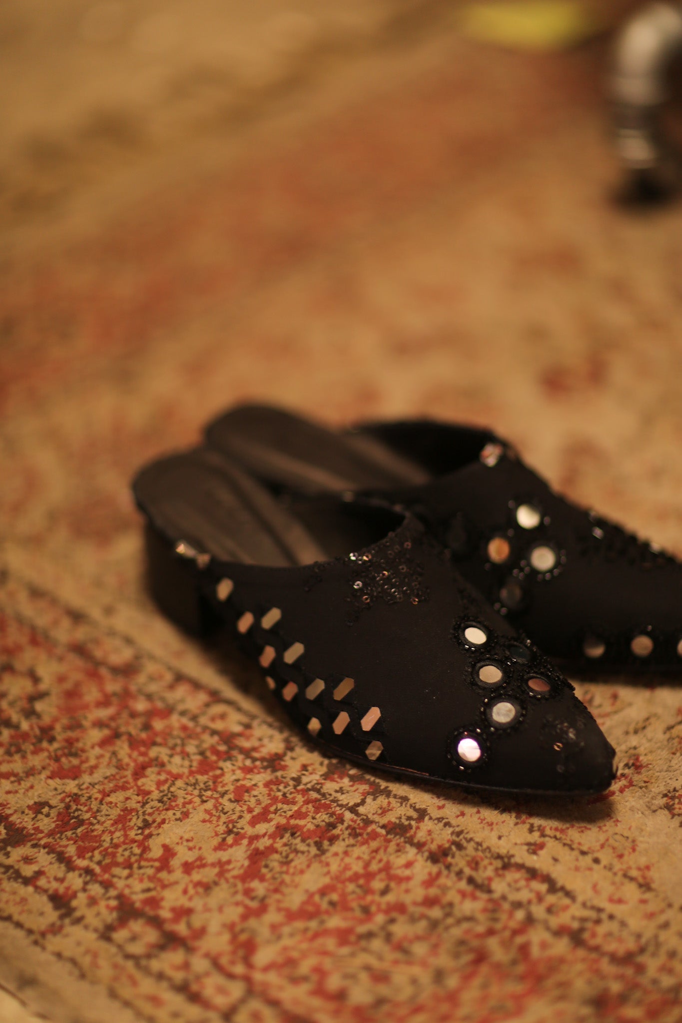 BLACK HEELED MULES LINERA - BANGKOK TAILOR CLOTHING STORE - HANDMADE CLOTHING