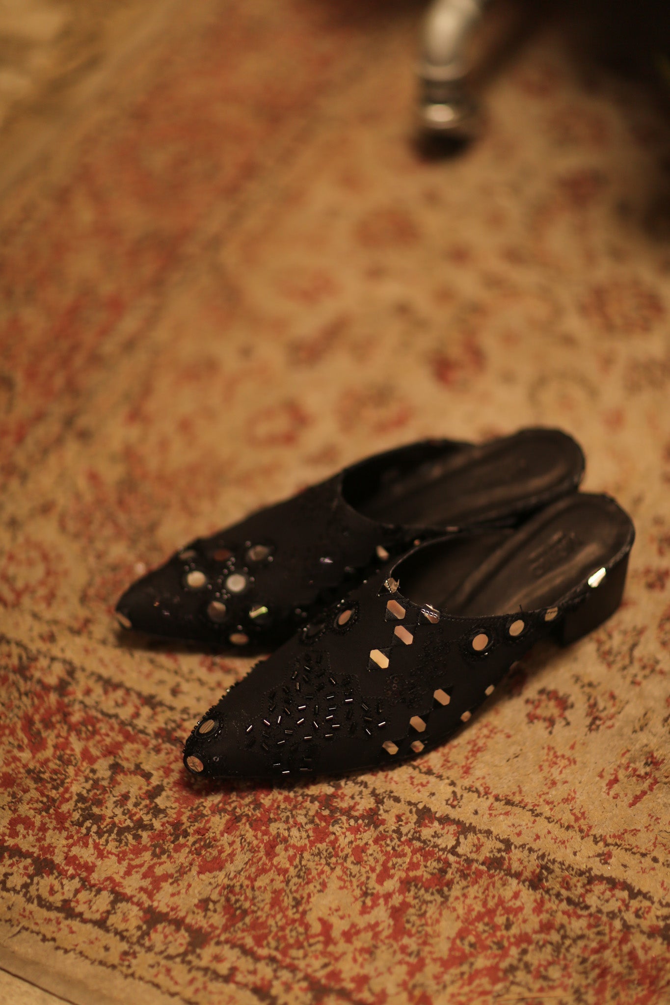 BLACK HEELED MULES LINERA - BANGKOK TAILOR CLOTHING STORE - HANDMADE CLOTHING