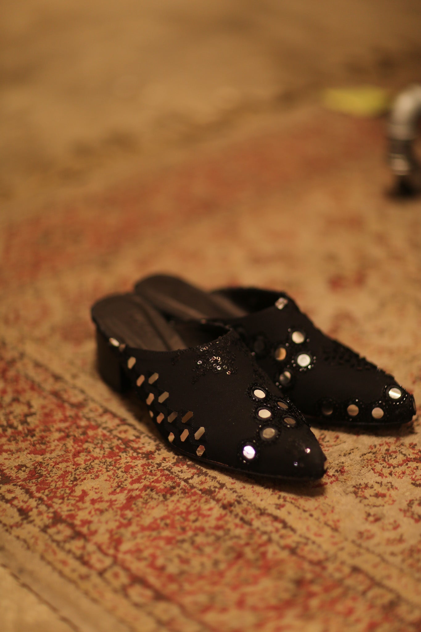 BLACK HEELED MULES LINERA - BANGKOK TAILOR CLOTHING STORE - HANDMADE CLOTHING