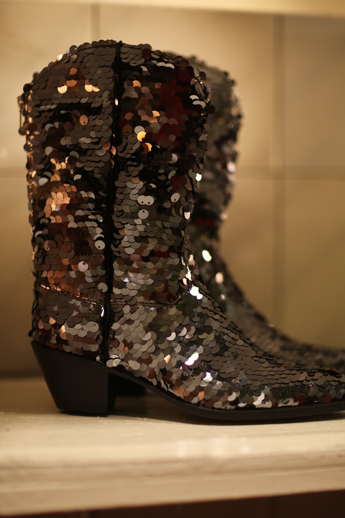 BLACK SEQUIN WESTERN BOOTS LUZINE - BANGKOK TAILOR CLOTHING STORE - HANDMADE CLOTHING