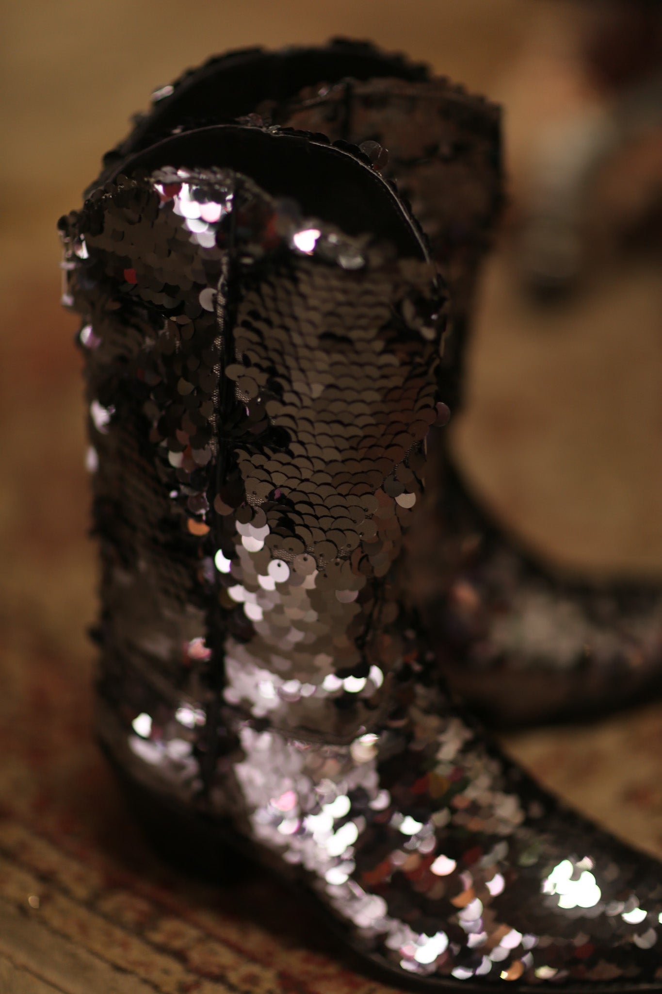 BLACK SEQUIN WESTERN BOOTS LUZINE - BANGKOK TAILOR CLOTHING STORE - HANDMADE CLOTHING