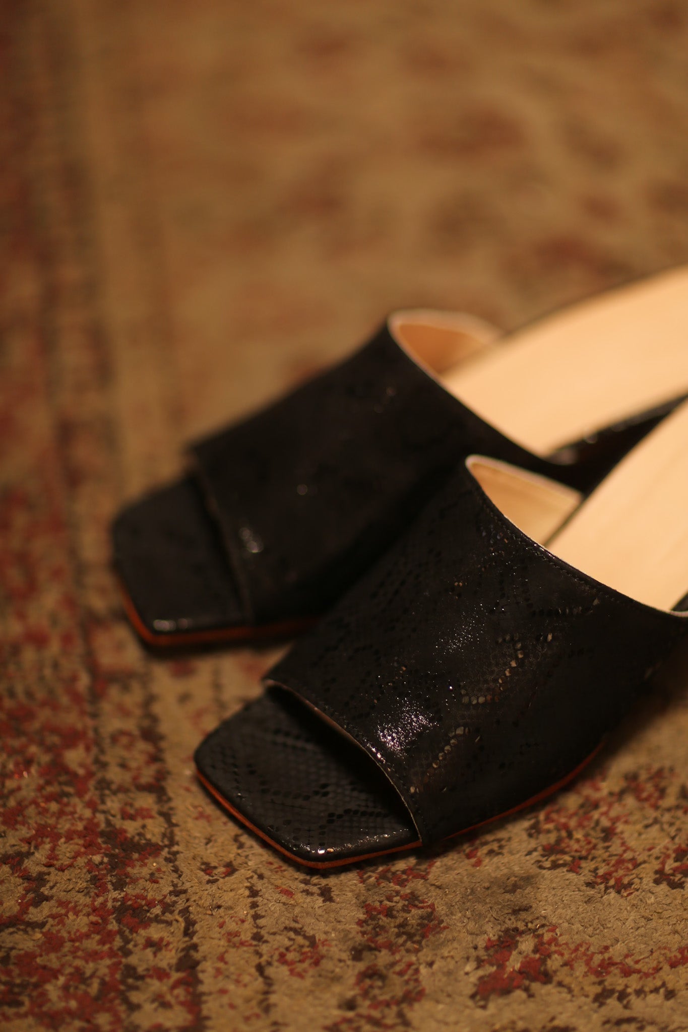 BLACK SNAKE PRINT HEELED MULES FILU - BANGKOK TAILOR CLOTHING STORE - HANDMADE CLOTHING