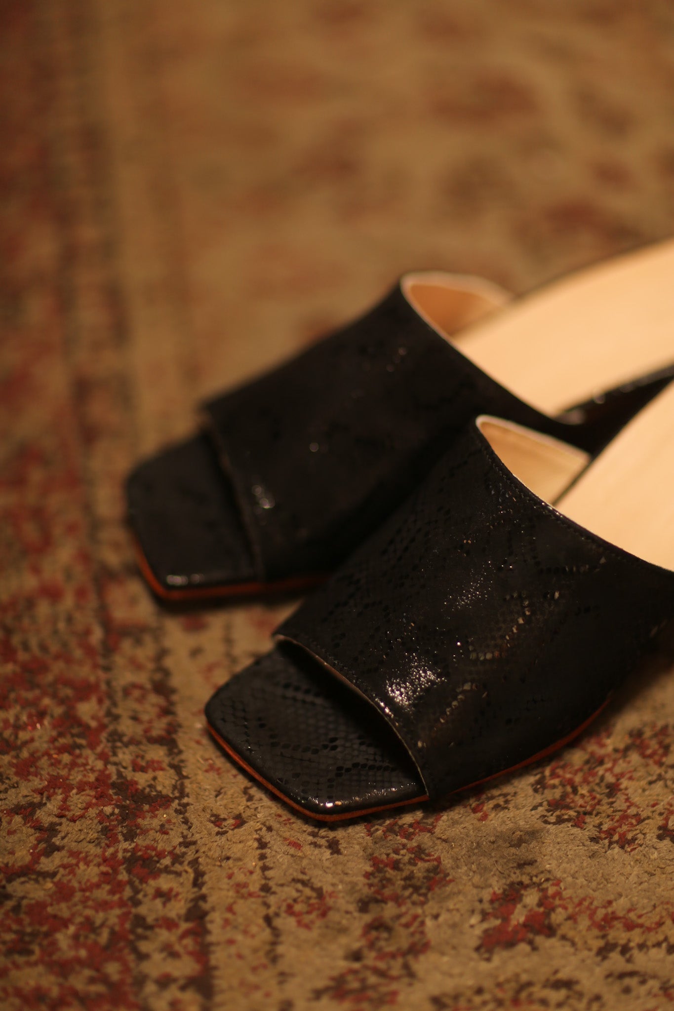 BLACK SNAKE PRINT HEELED MULES FILU - BANGKOK TAILOR CLOTHING STORE - HANDMADE CLOTHING