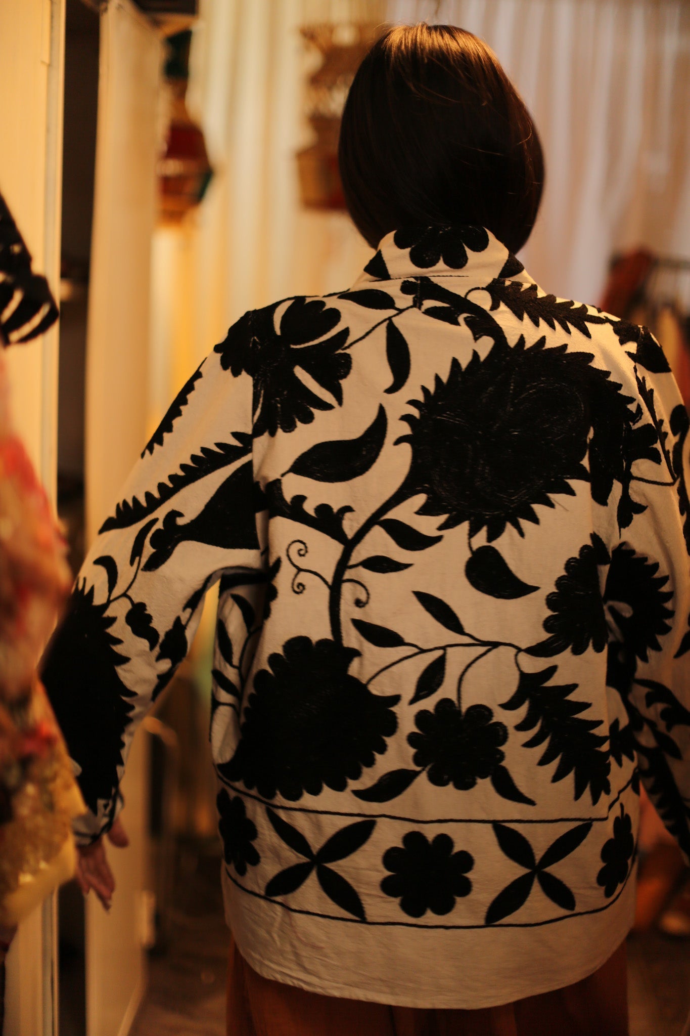 BLACK WHITE KIMONO DRISA - BANGKOK TAILOR CLOTHING STORE - HANDMADE CLOTHING