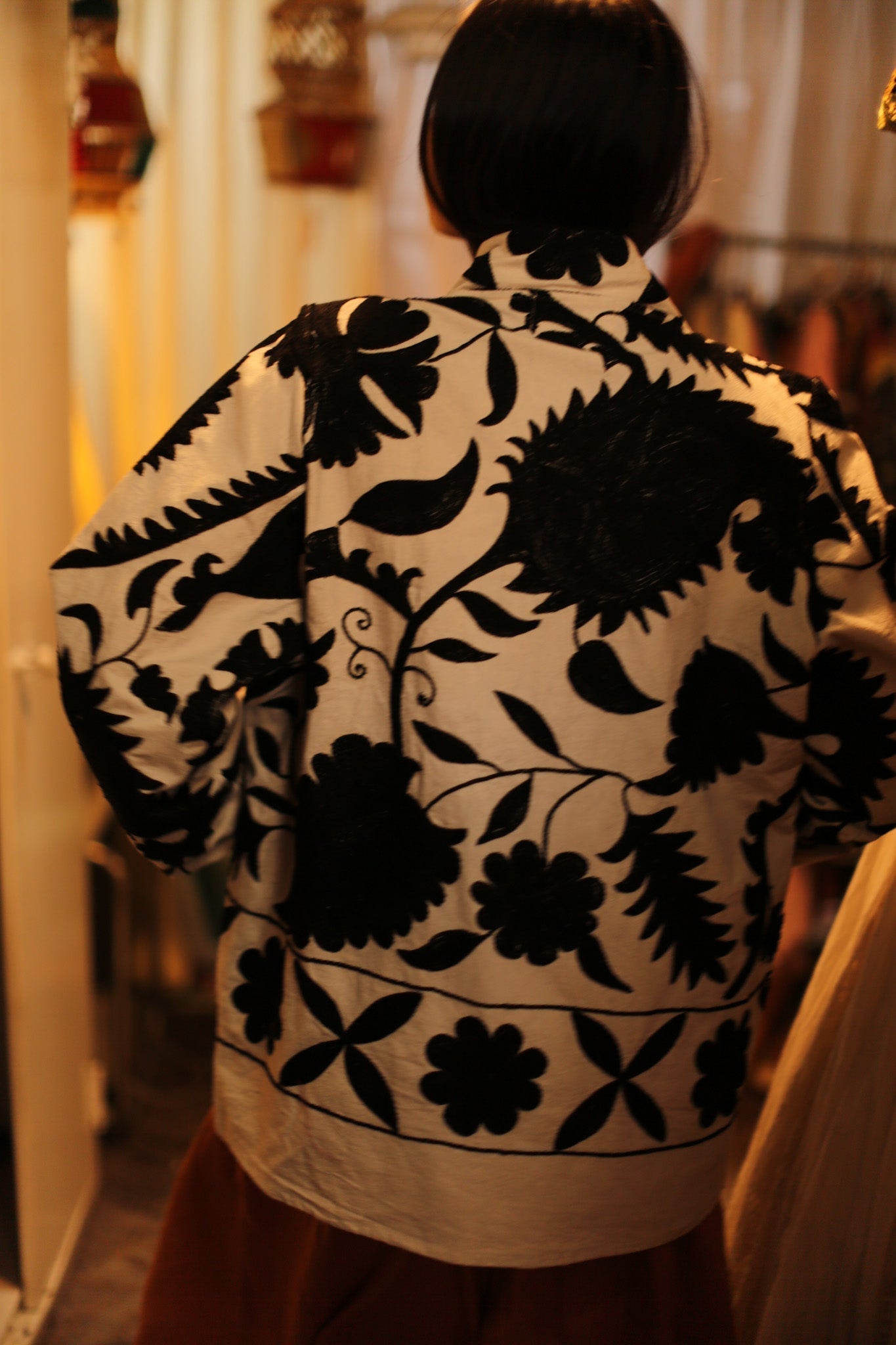 BLACK WHITE KIMONO DRISA - BANGKOK TAILOR CLOTHING STORE - HANDMADE CLOTHING