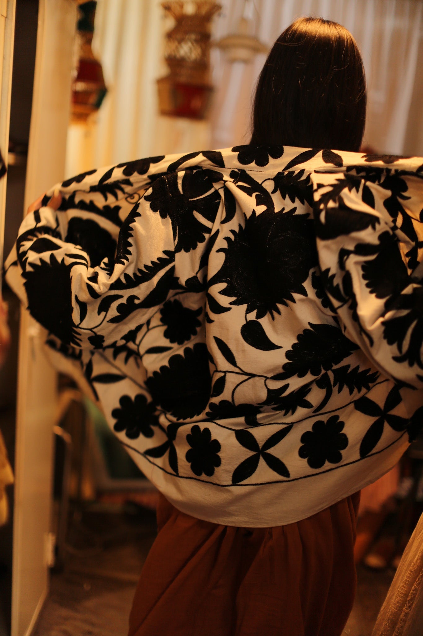 BLACK WHITE KIMONO DRISA - BANGKOK TAILOR CLOTHING STORE - HANDMADE CLOTHING