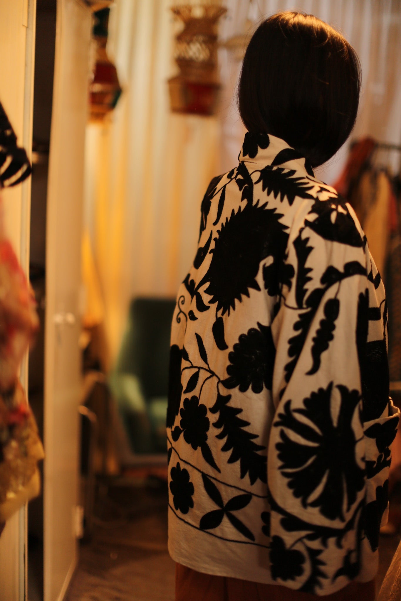 BLACK WHITE KIMONO DRISA - BANGKOK TAILOR CLOTHING STORE - HANDMADE CLOTHING