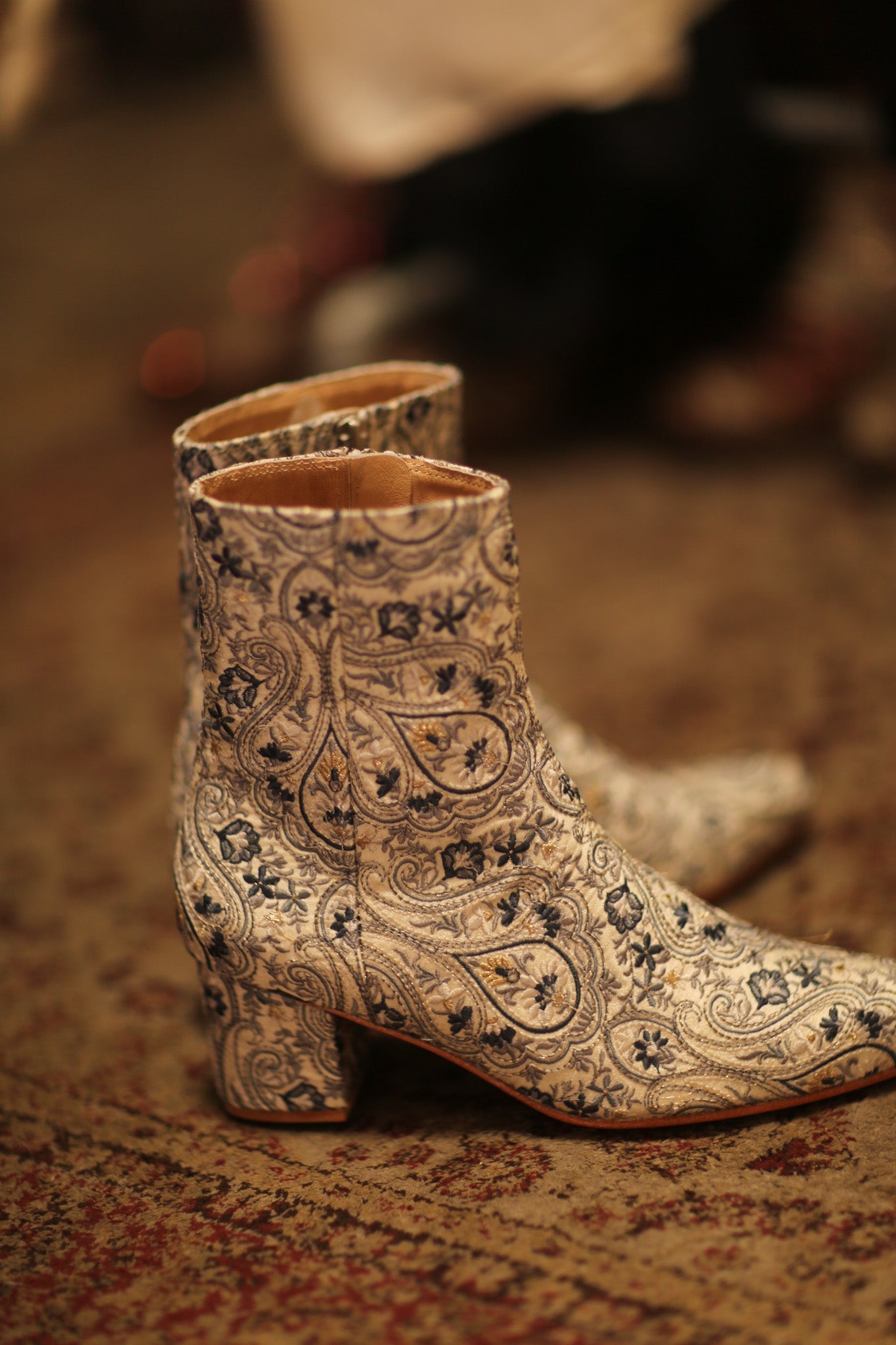 BLUE WHITE SILK EMBROIDERED BOOTS SCOOBERT - BANGKOK TAILOR CLOTHING STORE - HANDMADE CLOTHING