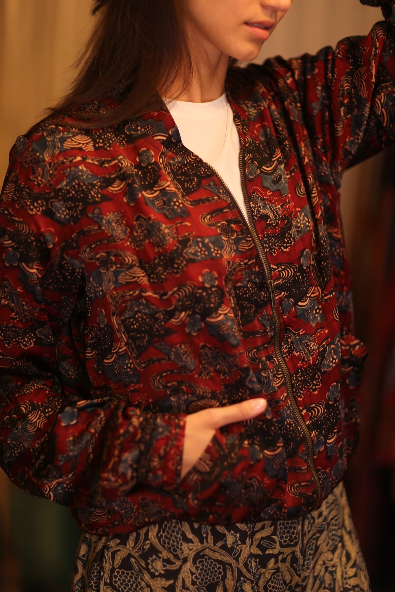 BOMBER JACKET SILK ANCHA POPI - BANGKOK TAILOR CLOTHING STORE - HANDMADE CLOTHING