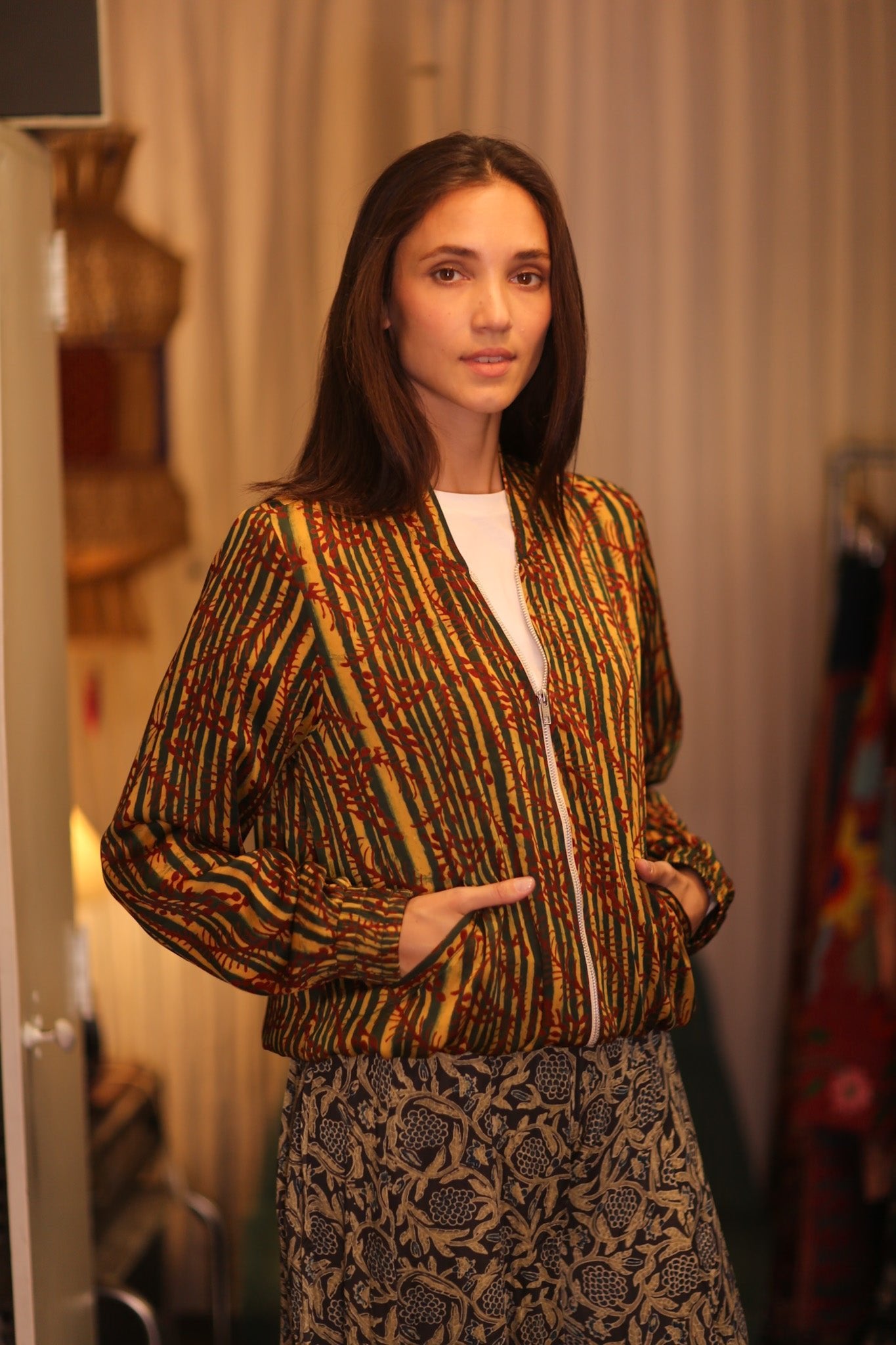 BOMBER SILK JACKET KATE - BANGKOK TAILOR CLOTHING STORE - HANDMADE CLOTHING