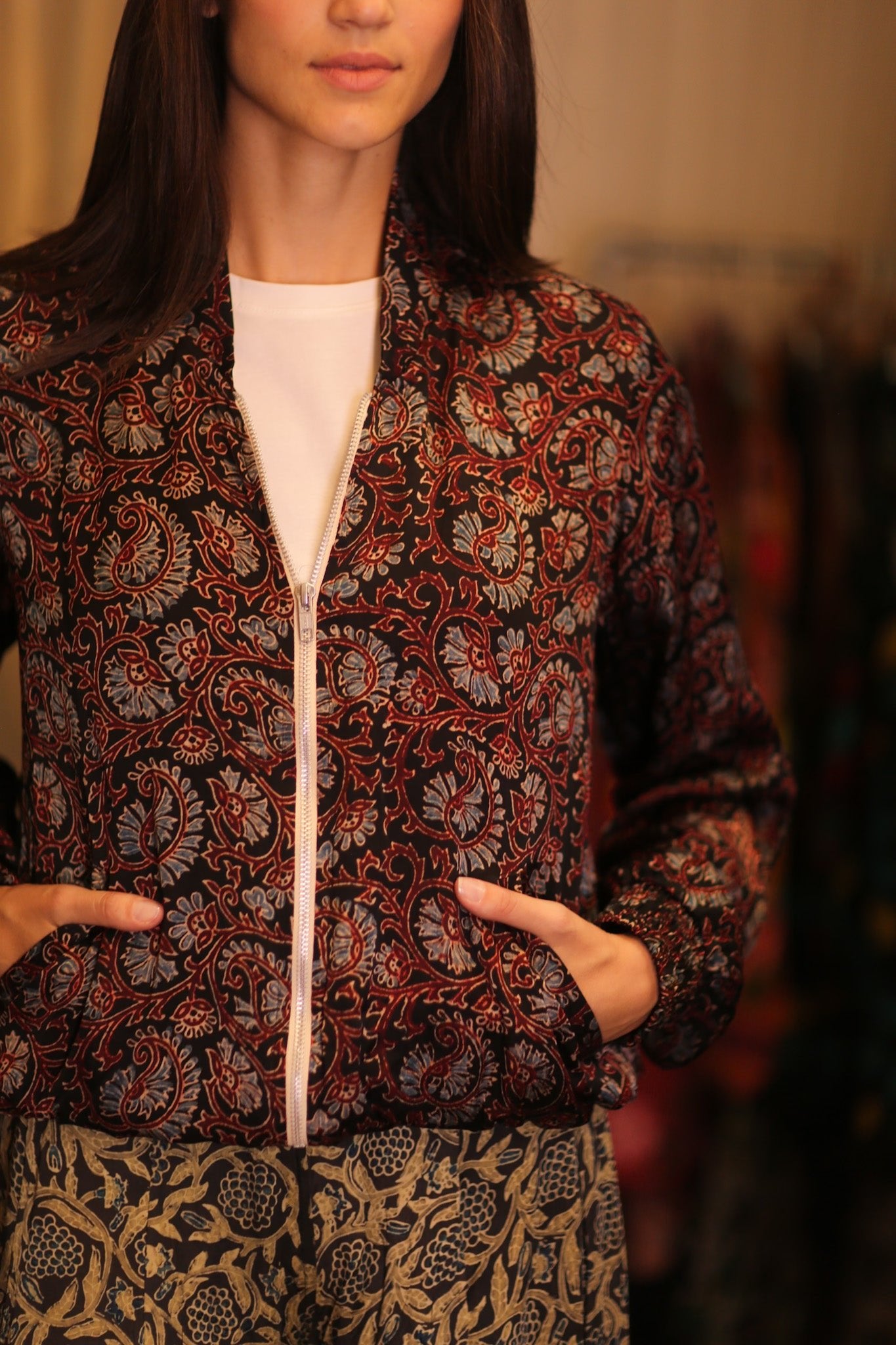 BOMBER SILK JACKET VIDA - BANGKOK TAILOR CLOTHING STORE - HANDMADE CLOTHING