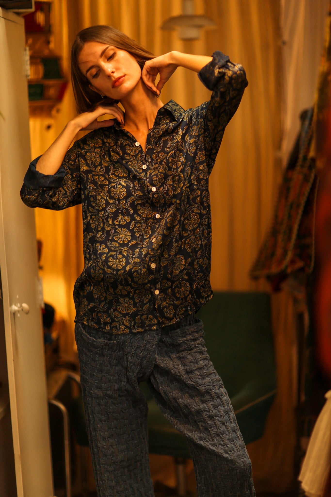 BOYFRIEND BILLIE NAVY BLUE FLOWER - BANGKOK TAILOR CLOTHING STORE - HANDMADE CLOTHING