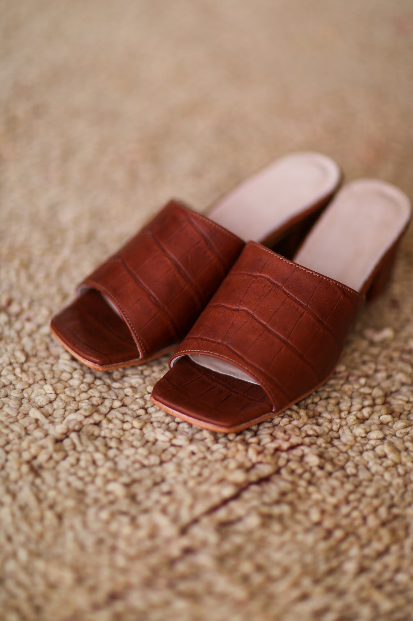 BROWN CROC EMBOSSED HEELED MULES PATTI - BANGKOK TAILOR CLOTHING STORE - HANDMADE CLOTHING