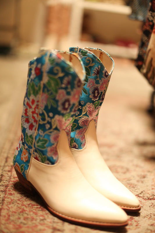 BT - 623 Size 40 - BANGKOK TAILOR CLOTHING STORE - HANDMADE CLOTHING