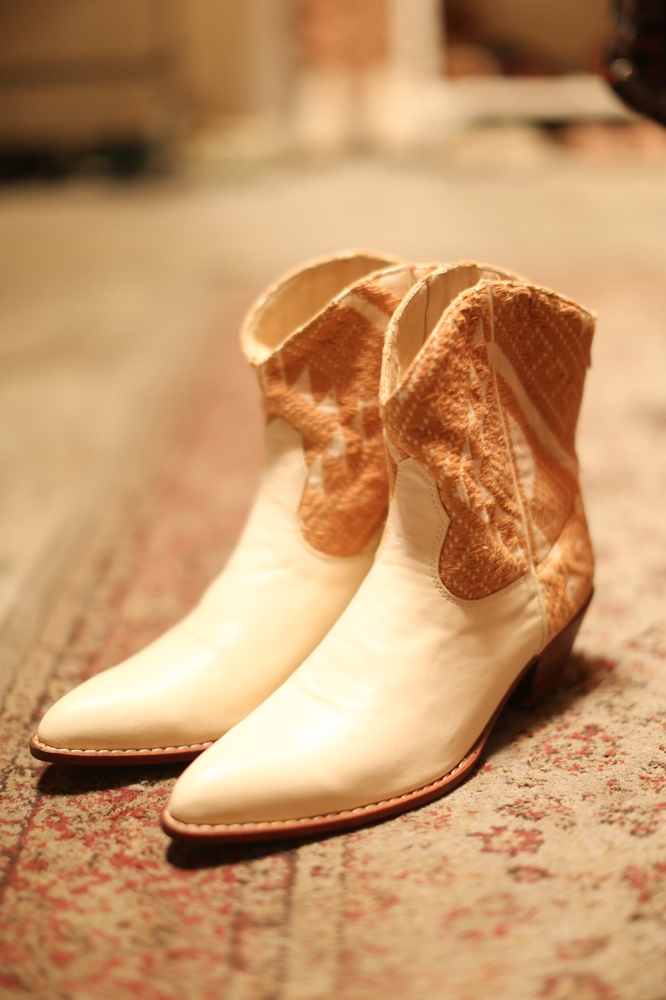 BT - 624 Size 38 - BANGKOK TAILOR CLOTHING STORE - HANDMADE CLOTHING